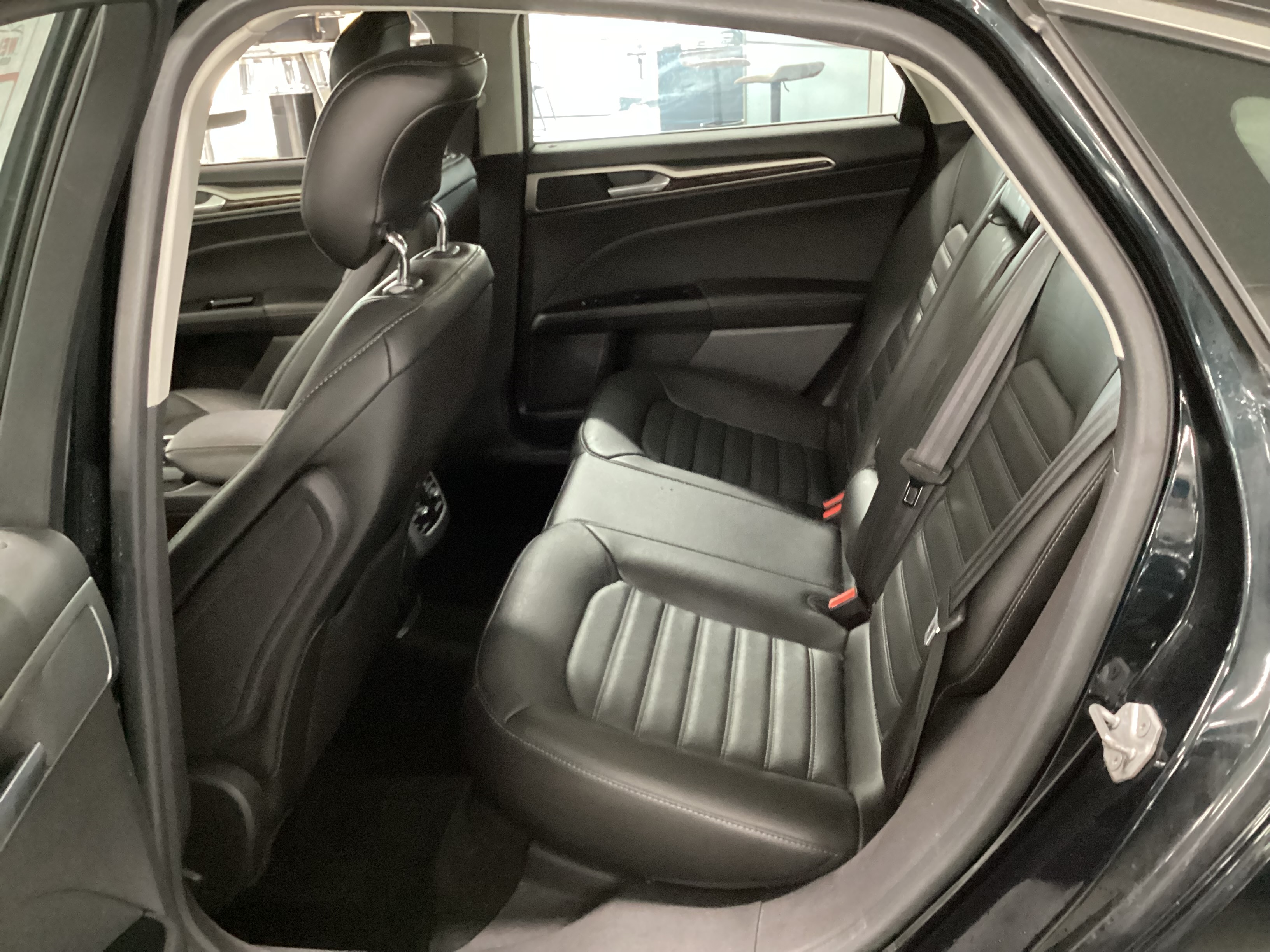 2014 FORD Fusion SE - Image 6