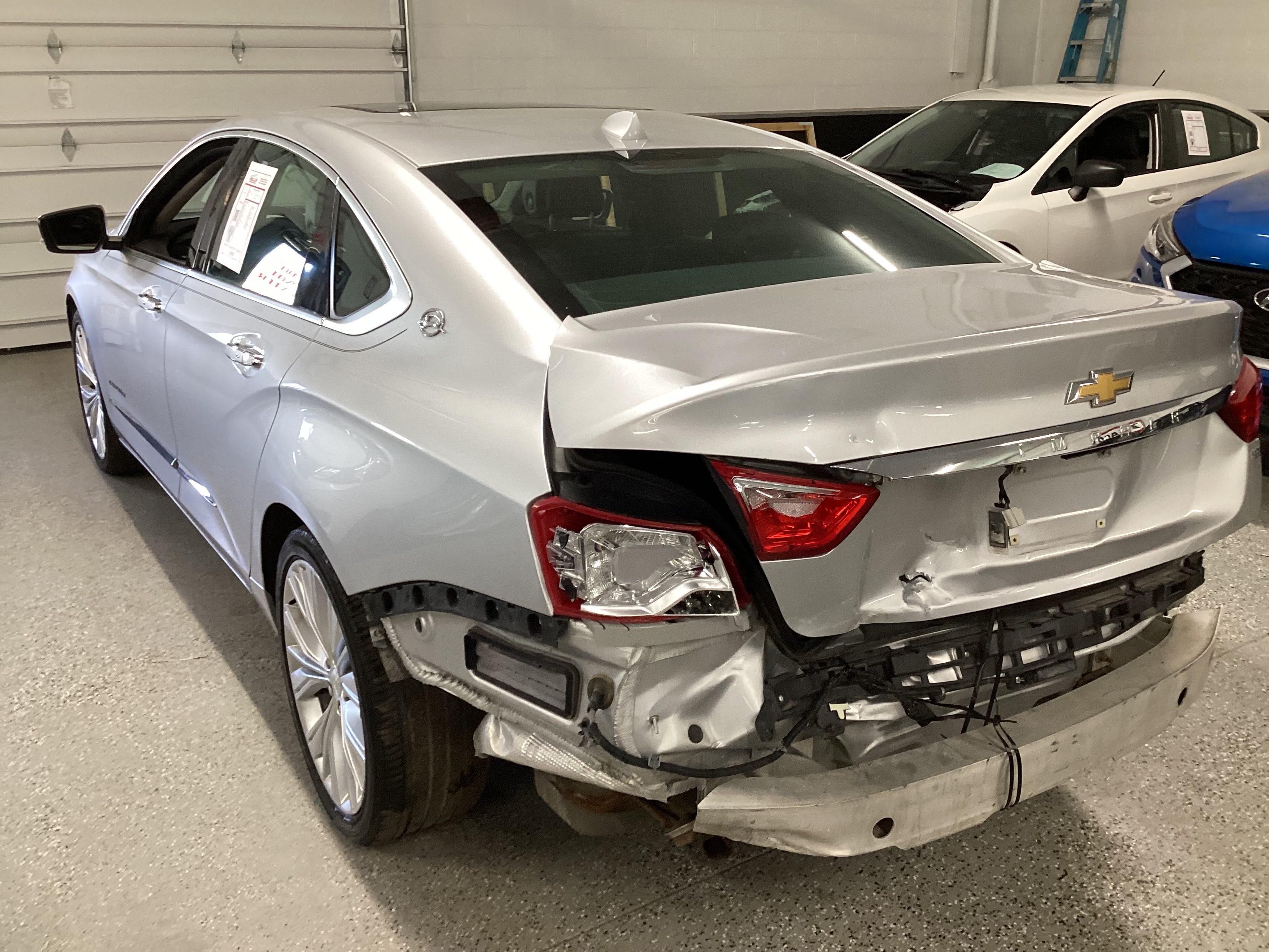 2014 CHEVROLET Impala LTZ - Image 2