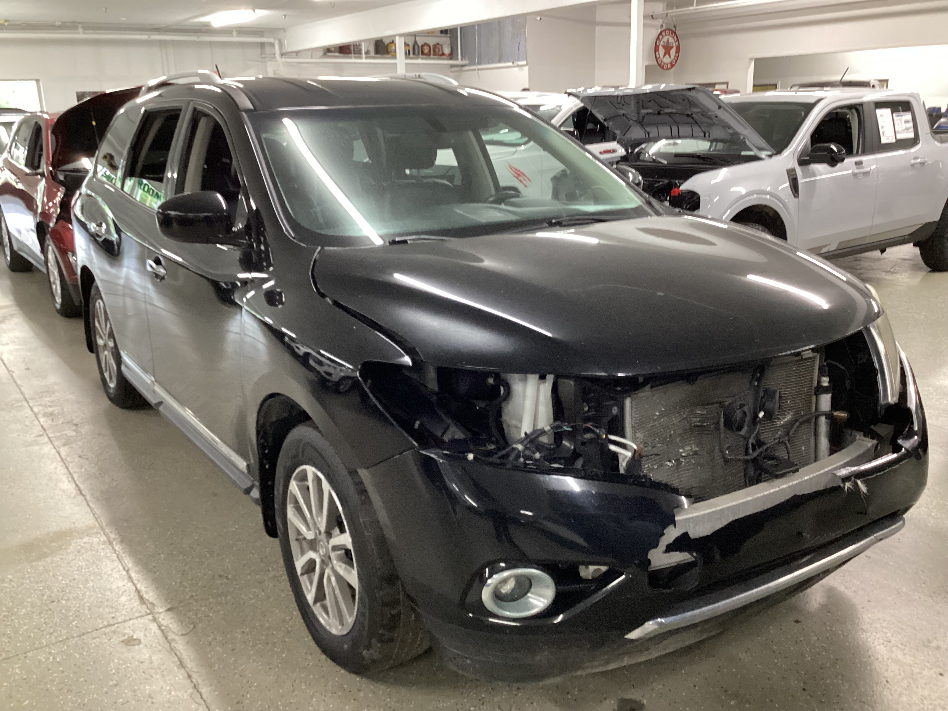 2014 NISSAN Pathfinder SL 4WD - Image 4