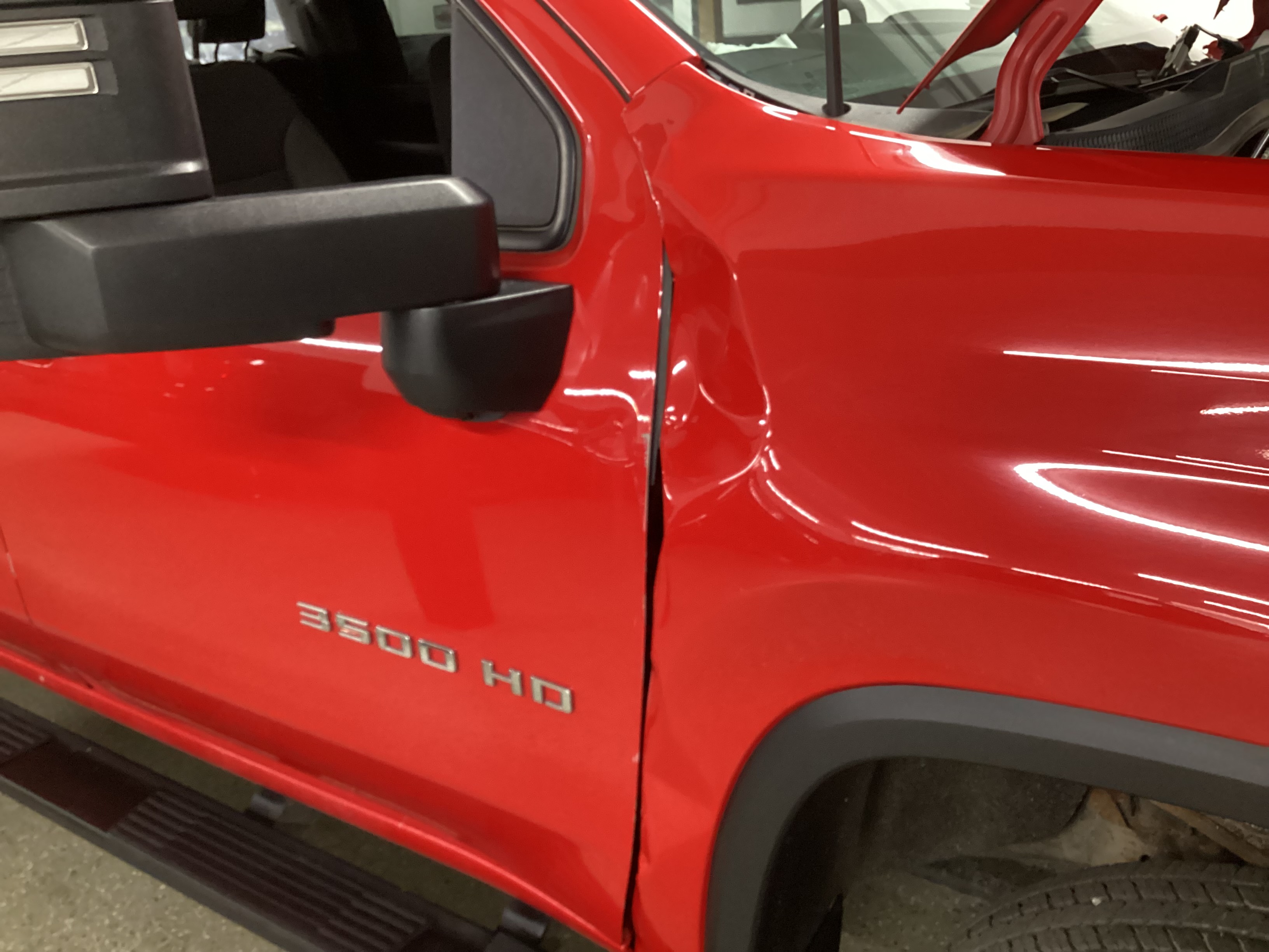 2022 CHEVROLET Silverado 3500HD LT Crew Cab 4WD Dually - Image 10