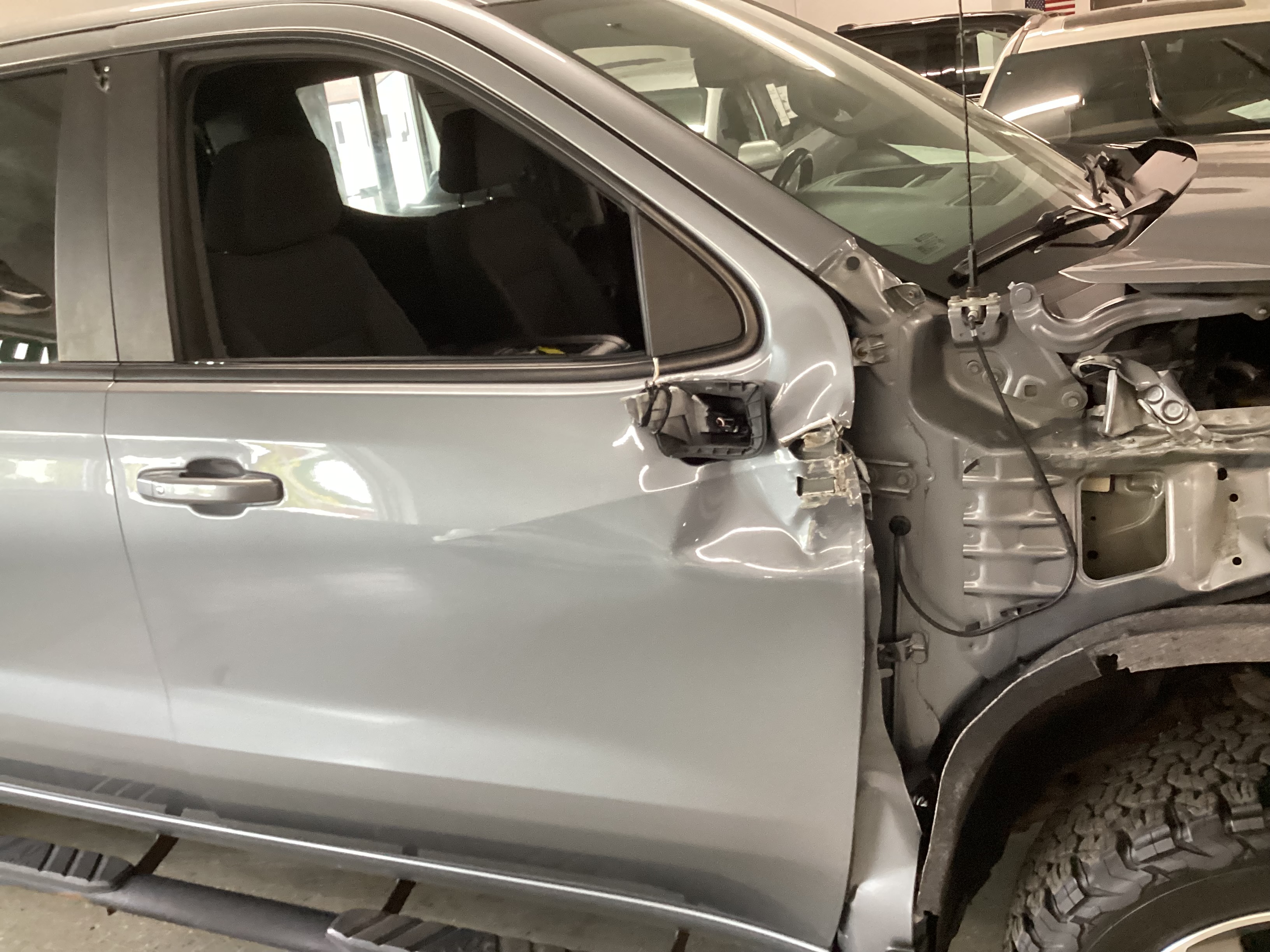 2021 CHEVROLET Silverado 4WD Crew Cab RST - Image 6