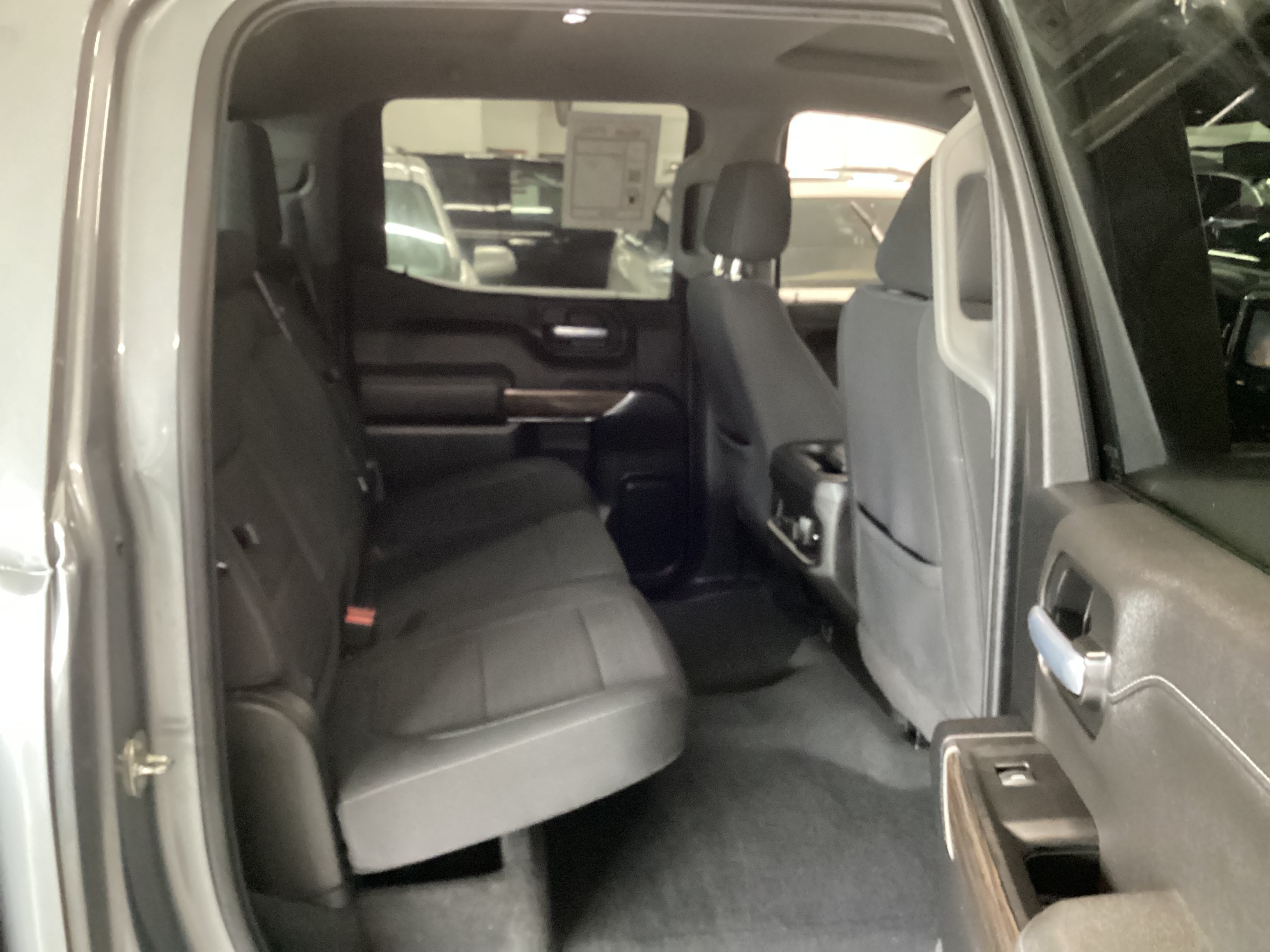2021 CHEVROLET Silverado 4WD Crew Cab RST - Image 16