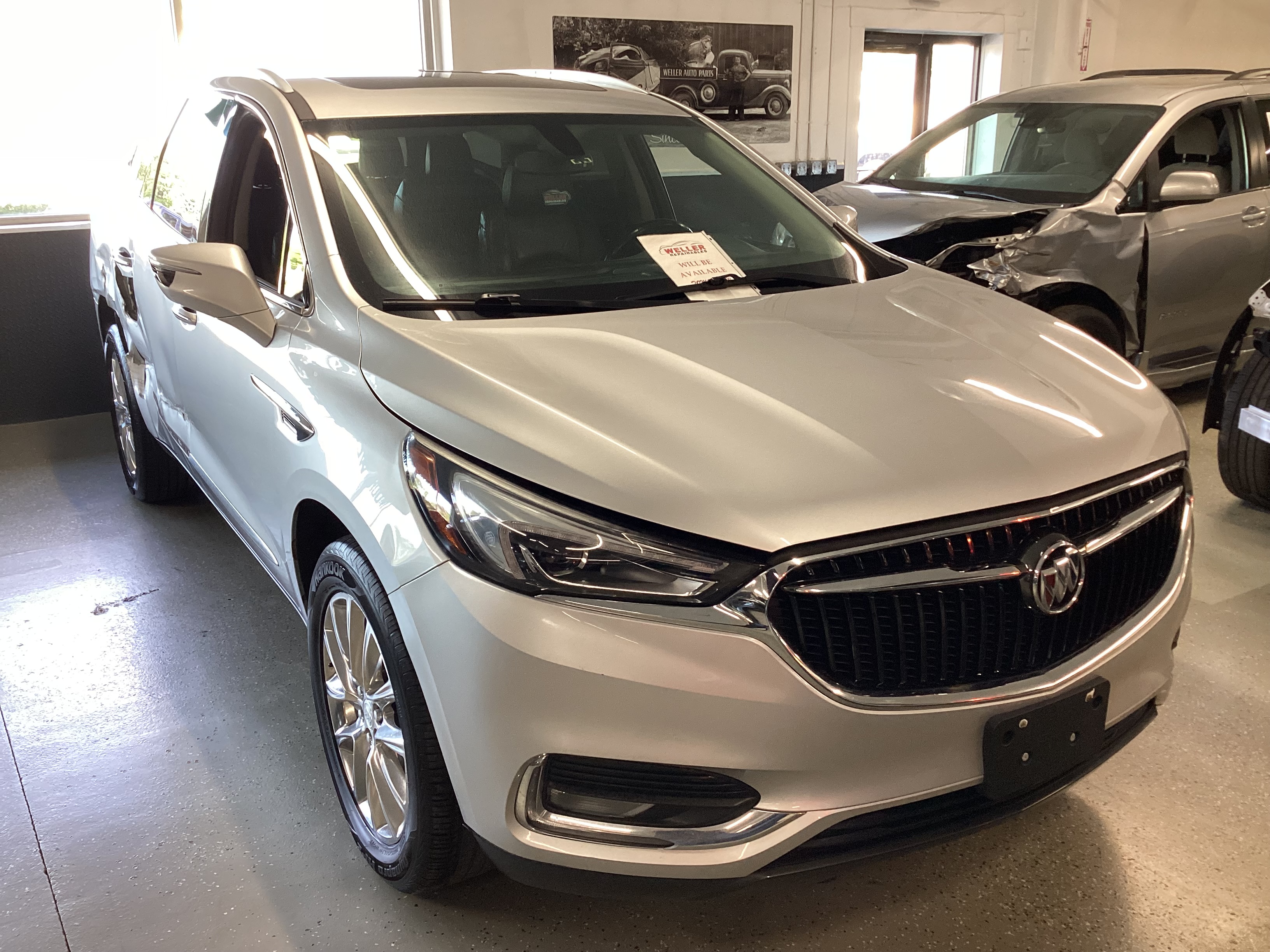 2018 BUICK Enclave Essence AWD - Image 4