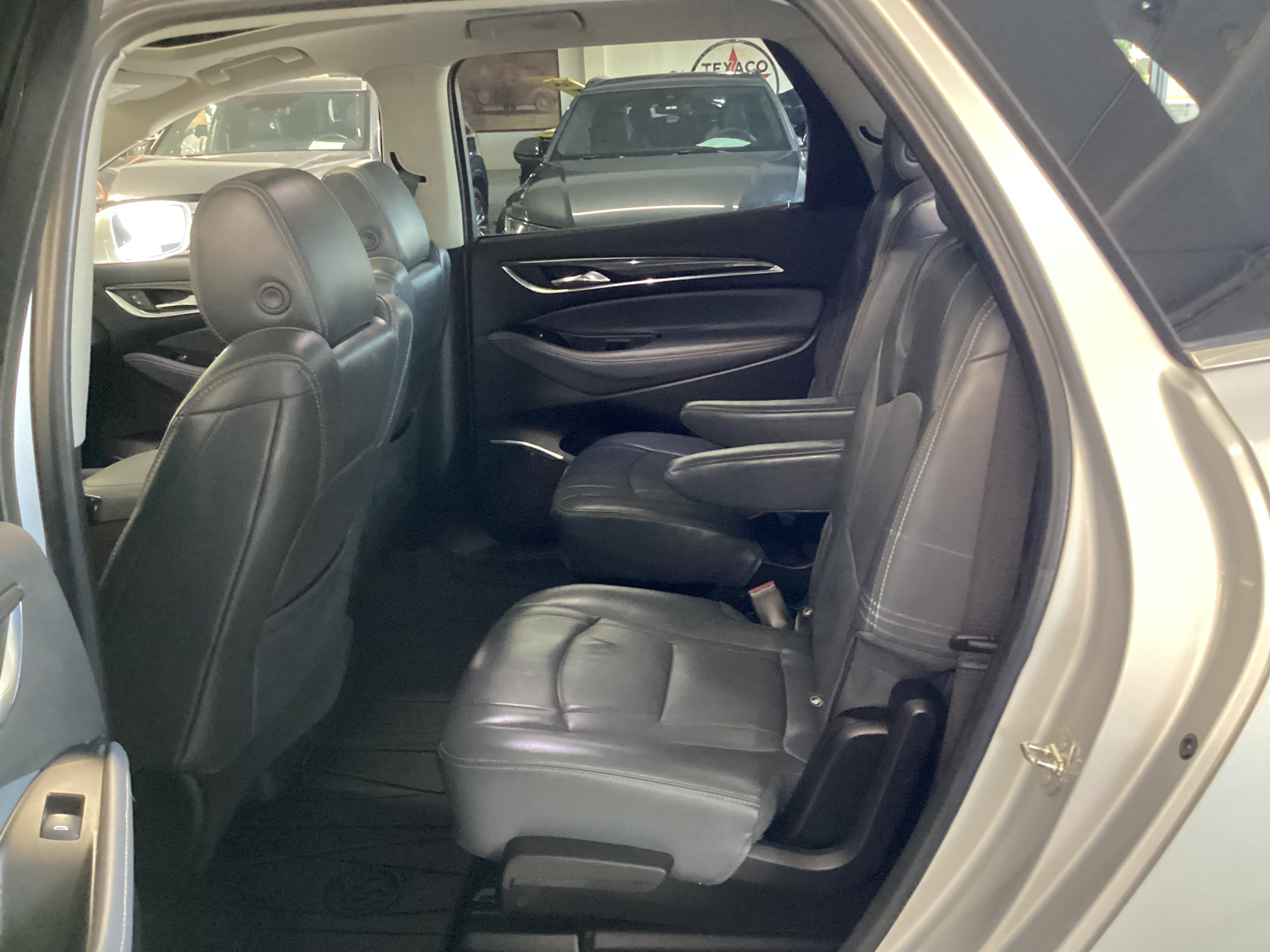 2018 BUICK Enclave Essence AWD - Image 7