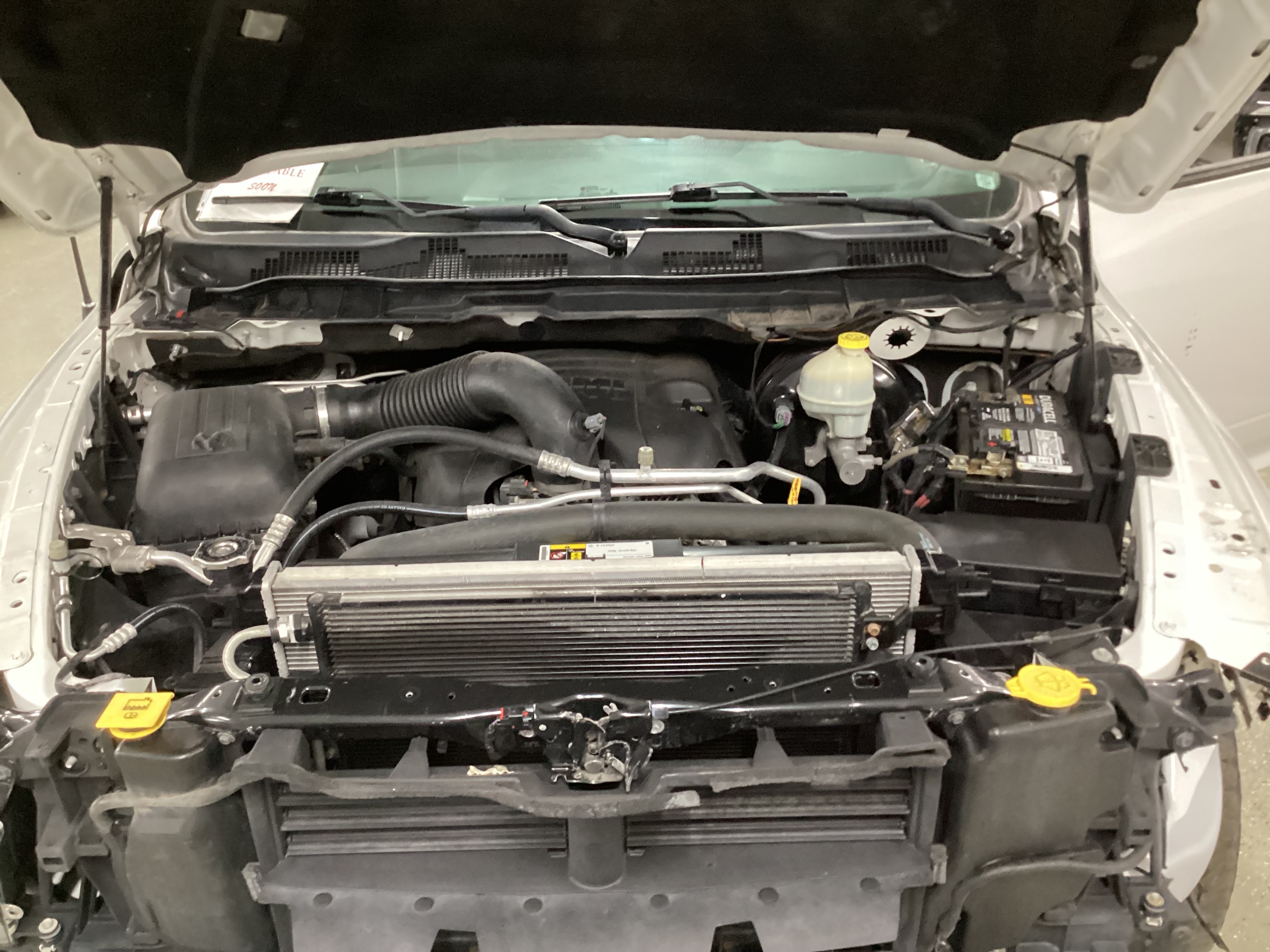 2016 RAM 1500 Sport 4WD Crew Cab - Image 15