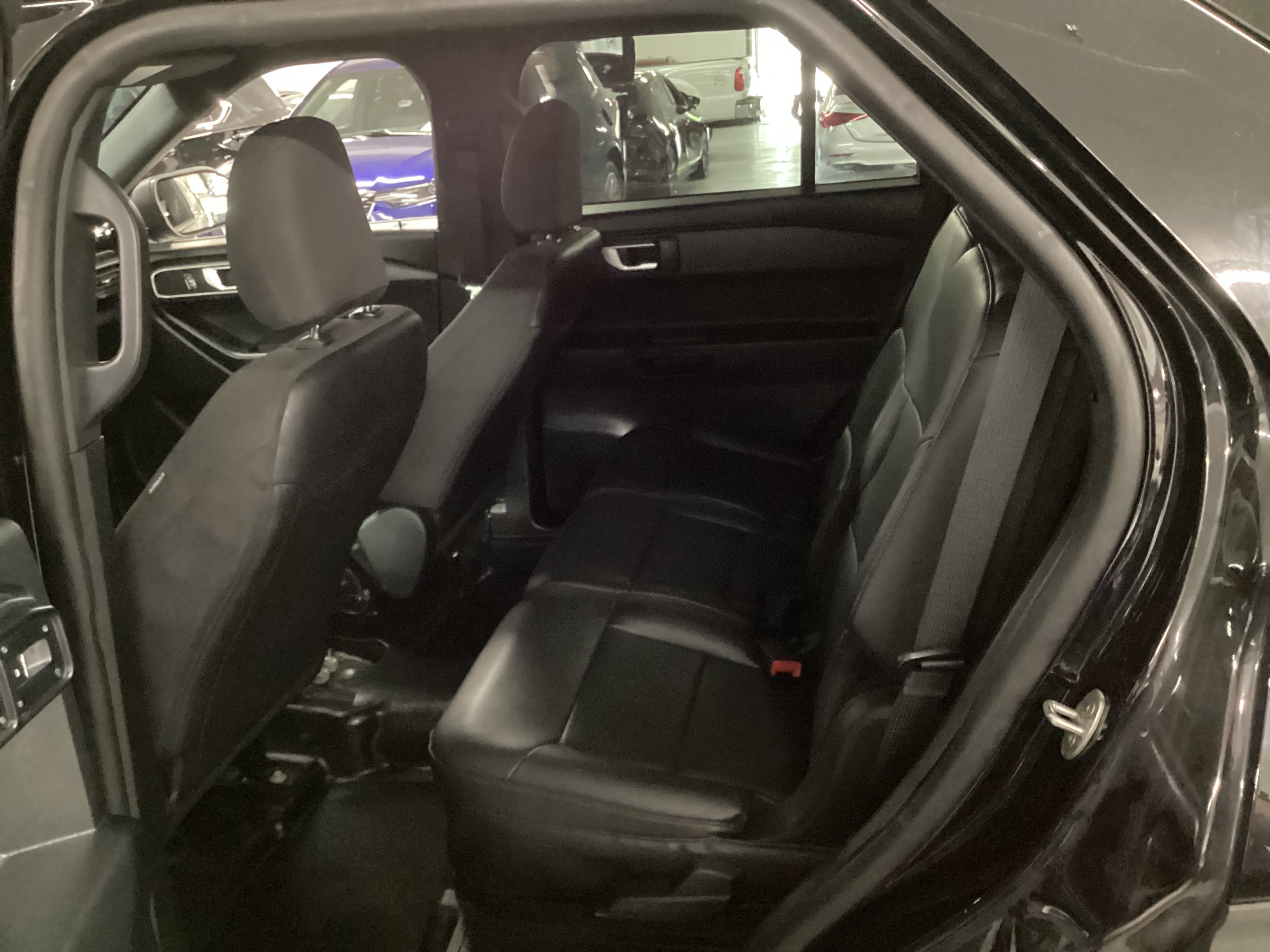 2023 FORD Explorer Police 4WD - Image 7
