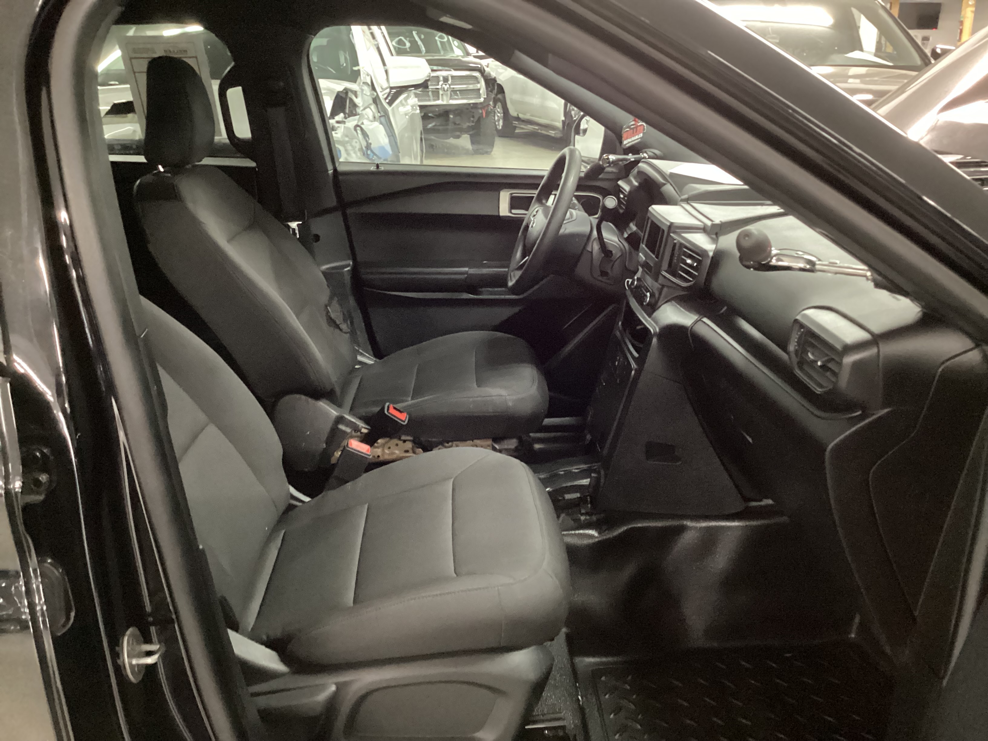 2023 FORD Explorer Police 4WD - Image 10
