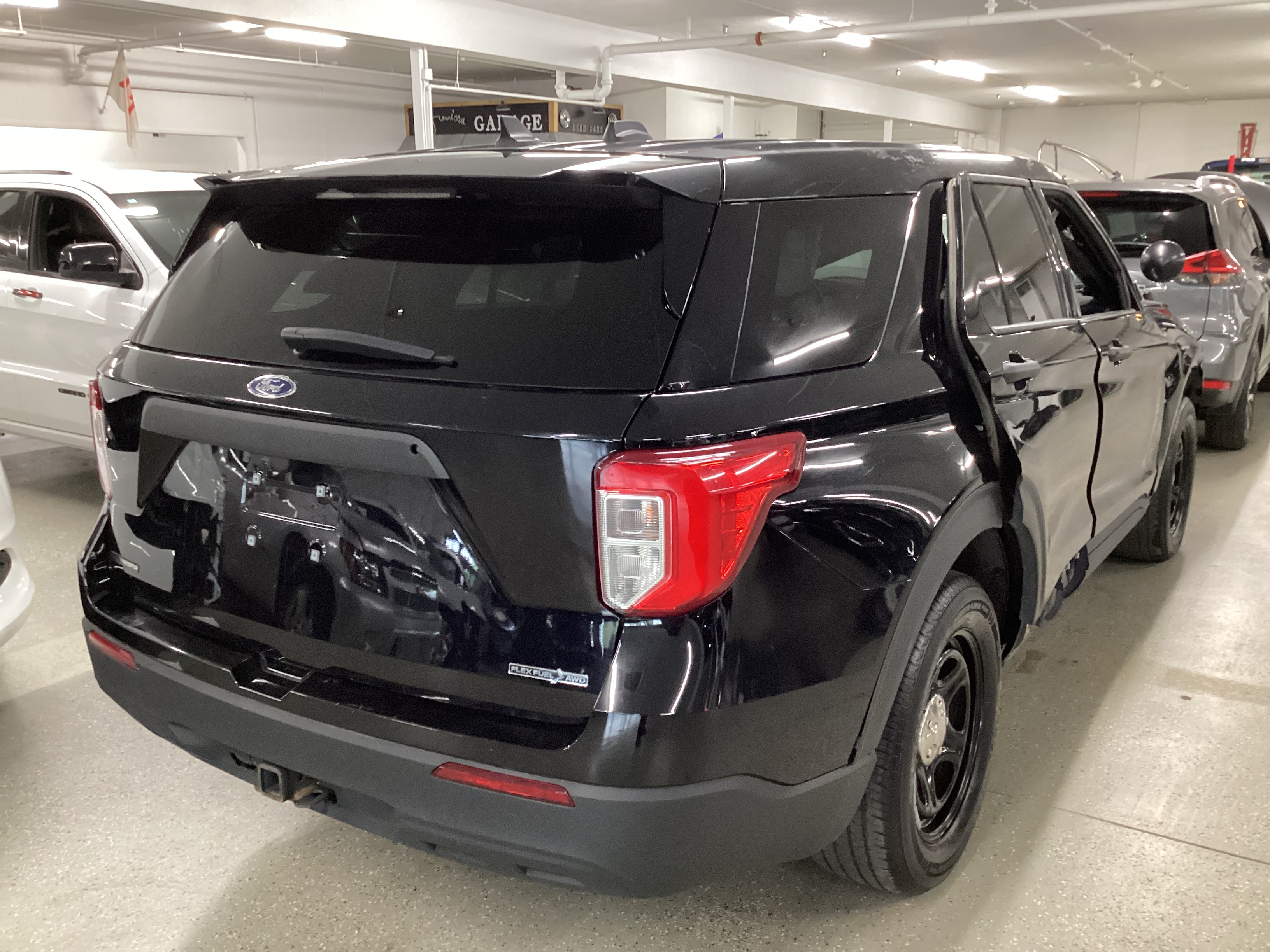 2022 FORD Explorer Police 4WD - Image 3