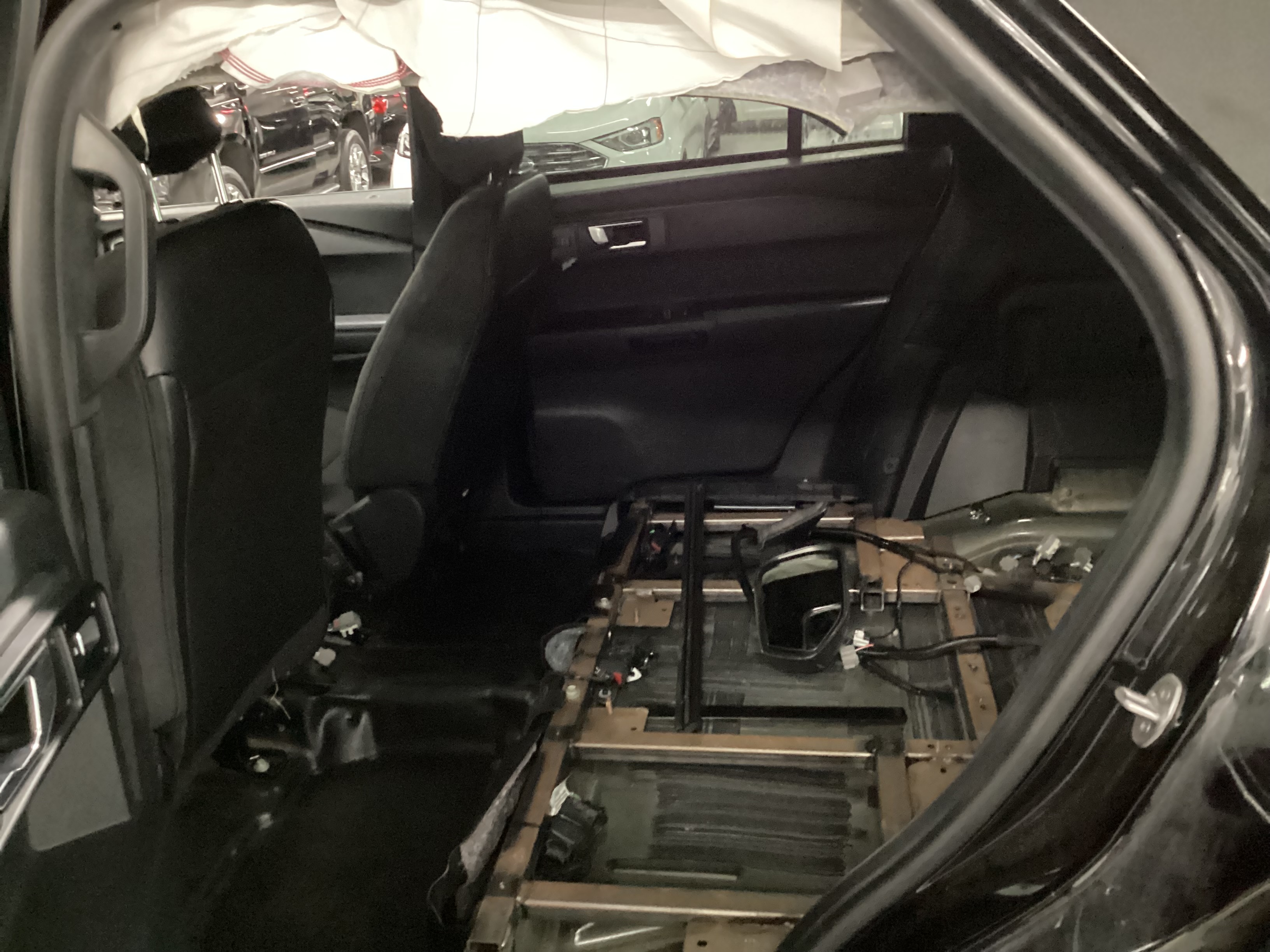 2022 FORD Explorer Police 4WD - Image 7