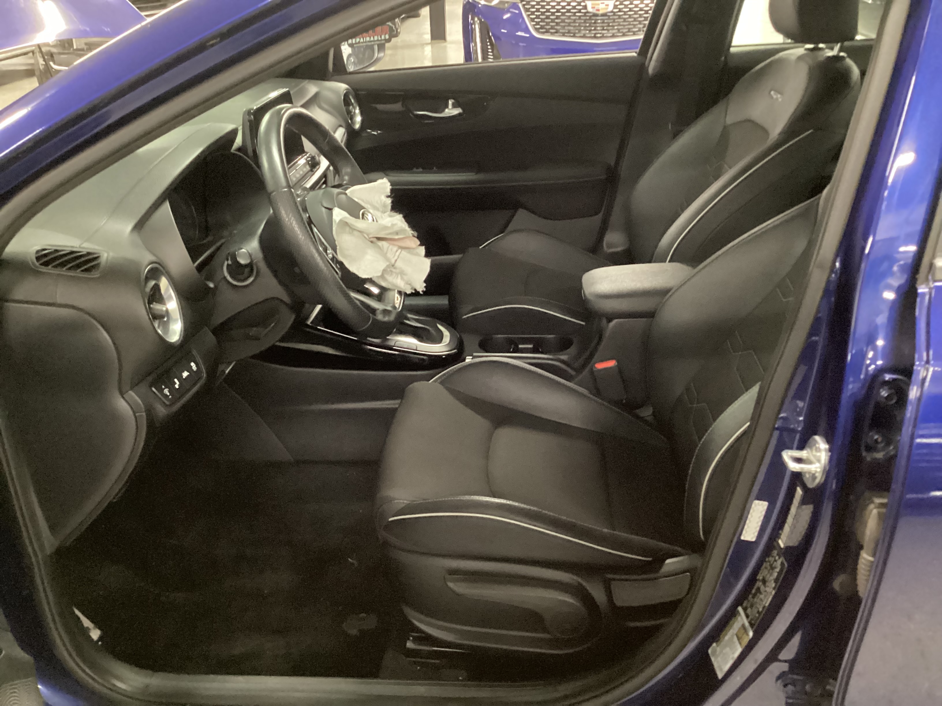2020 KIA Forte GT Line - Image 8
