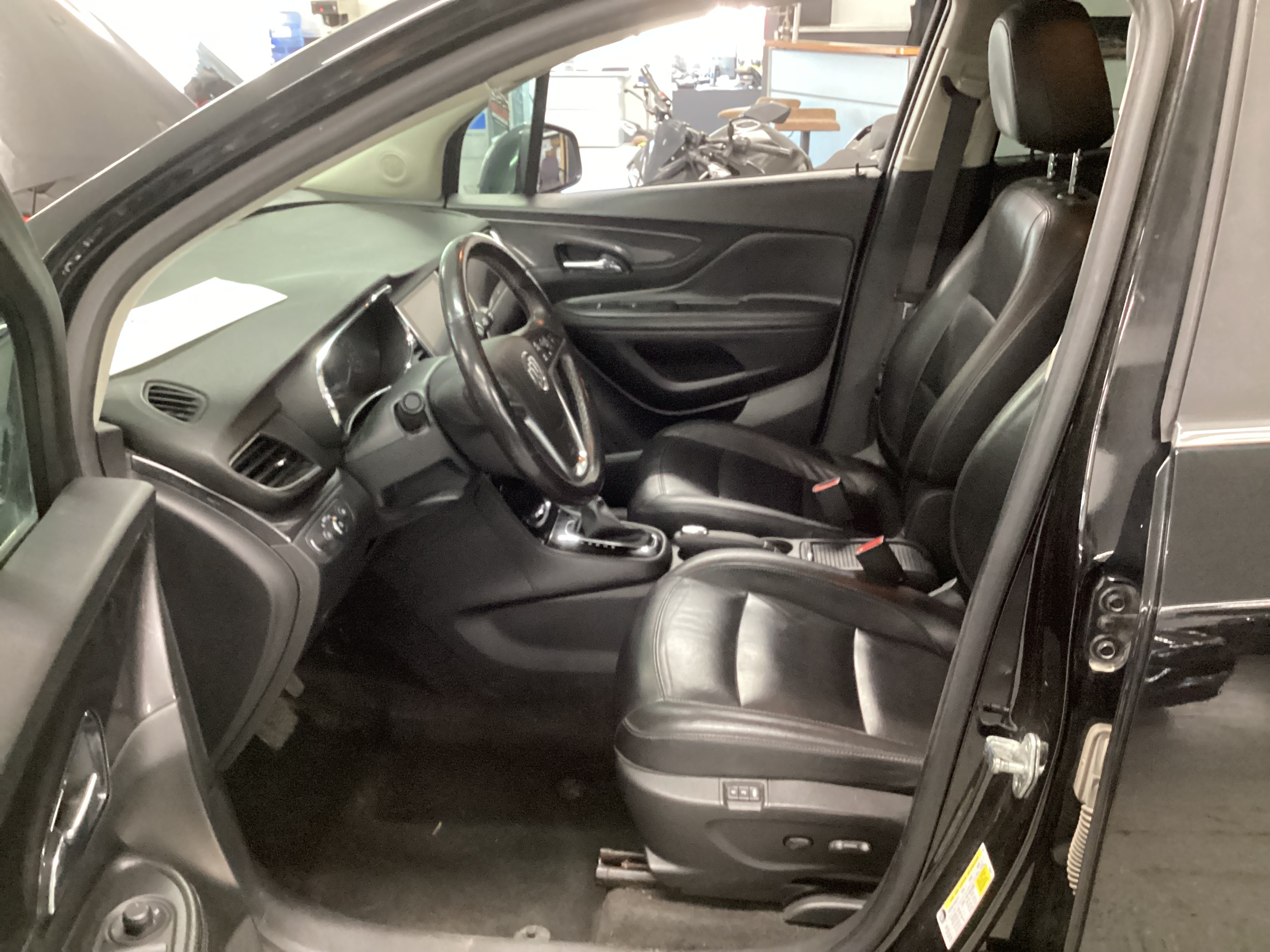 2020 BUICK Encore Essence - Image 9