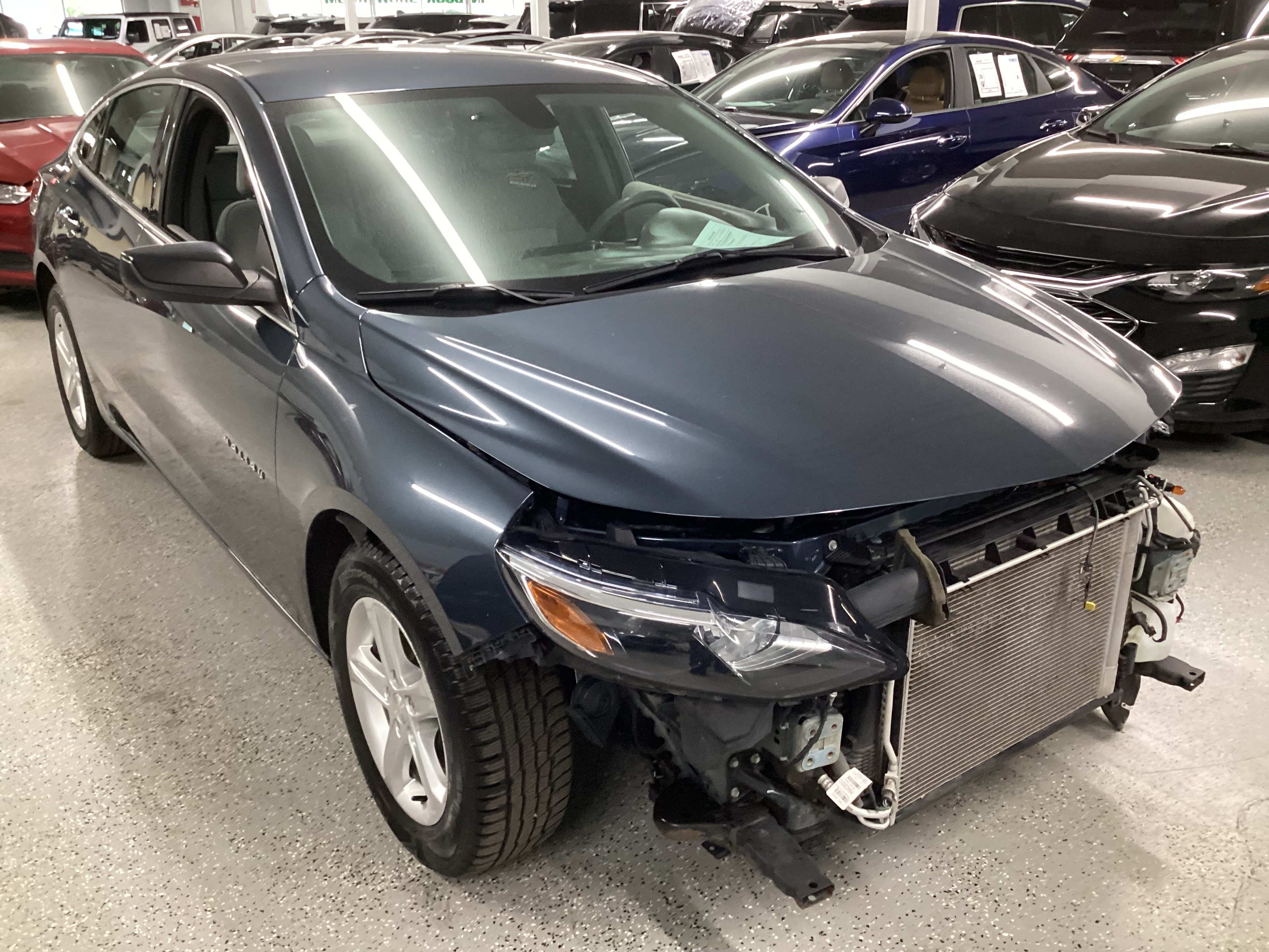 2020 CHEVROLET Malibu LS - Image 4