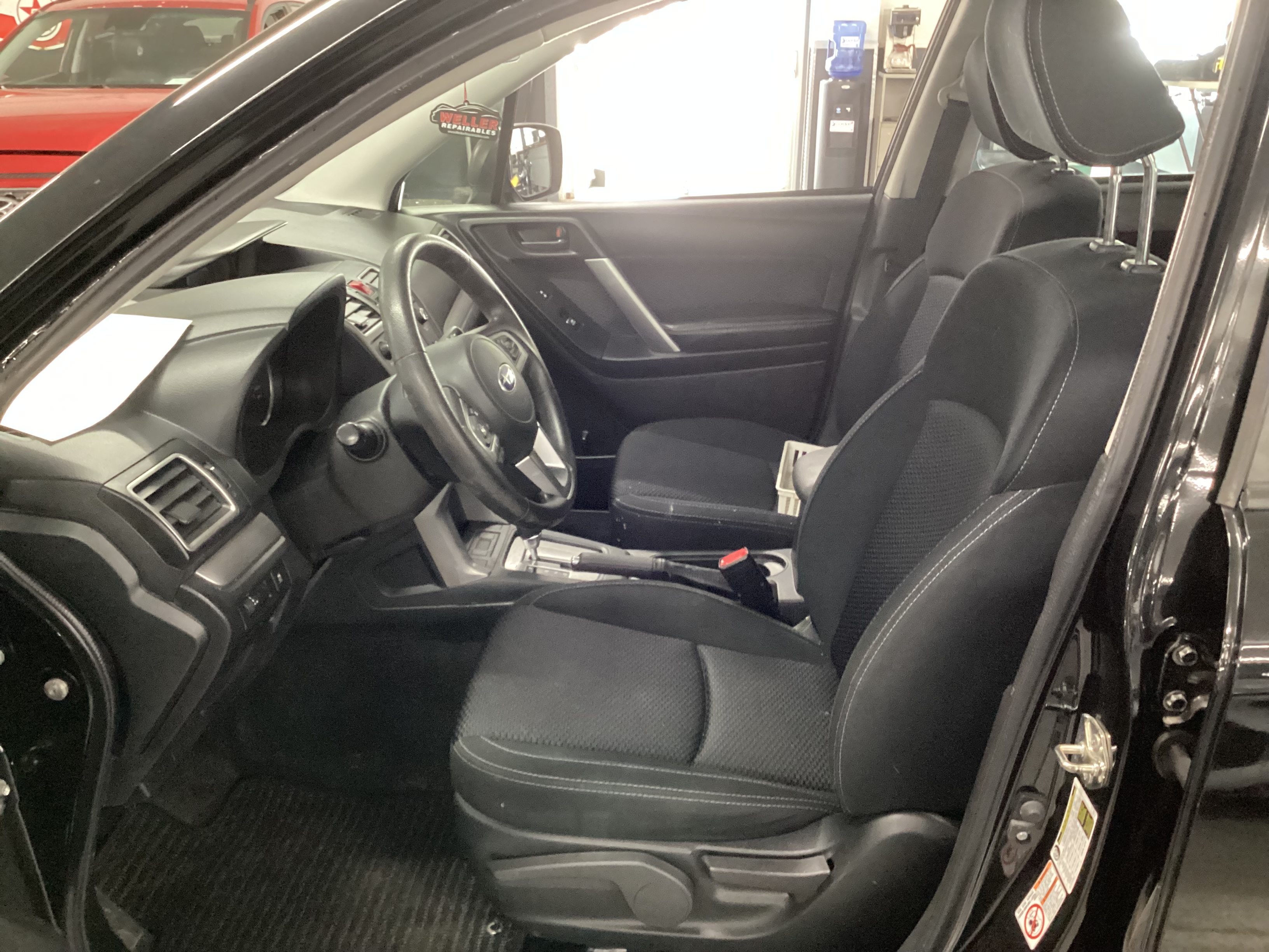 2018 SUBARU Forester AWD - Image 7