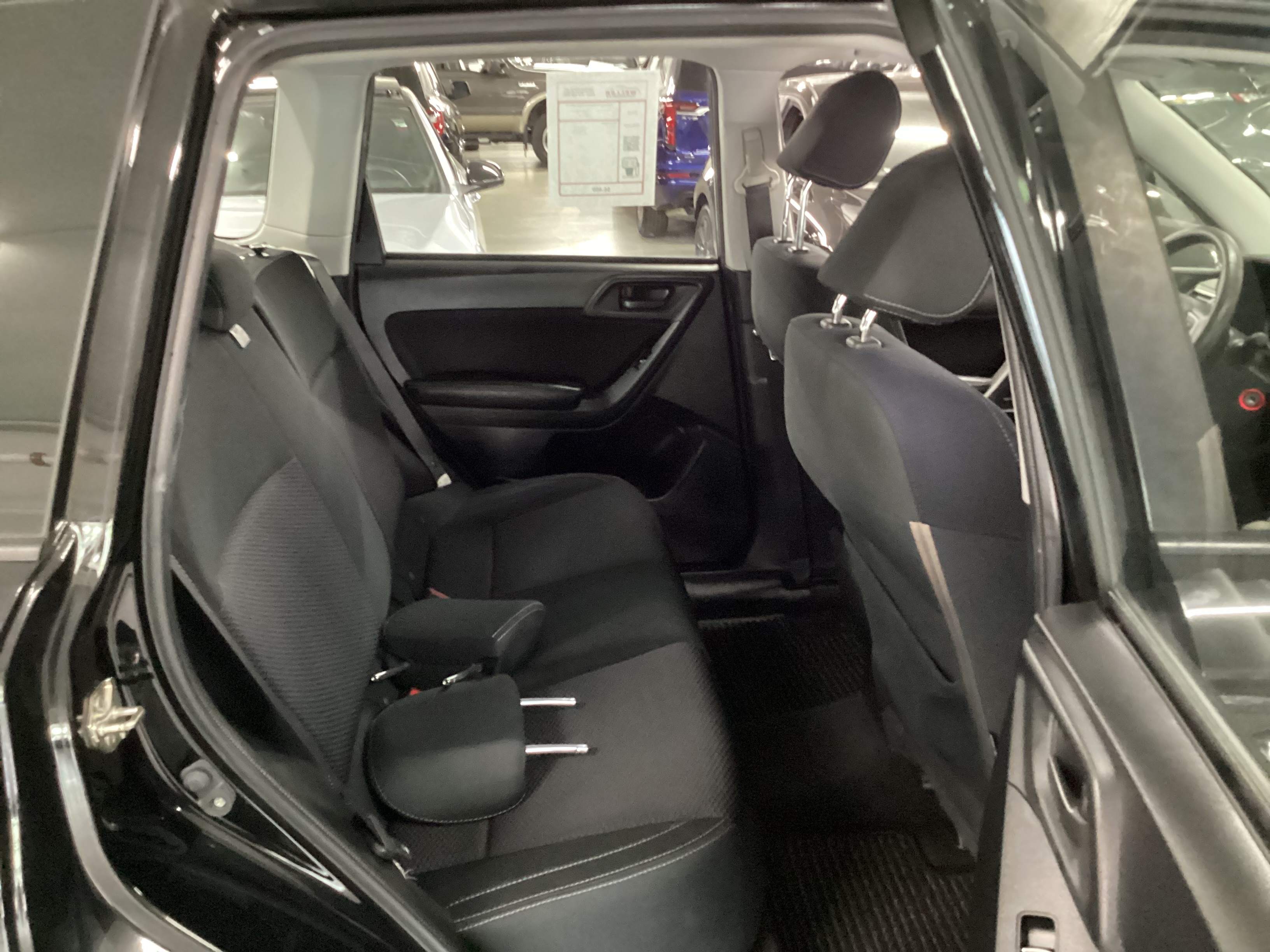 2018 SUBARU Forester AWD - Image 10