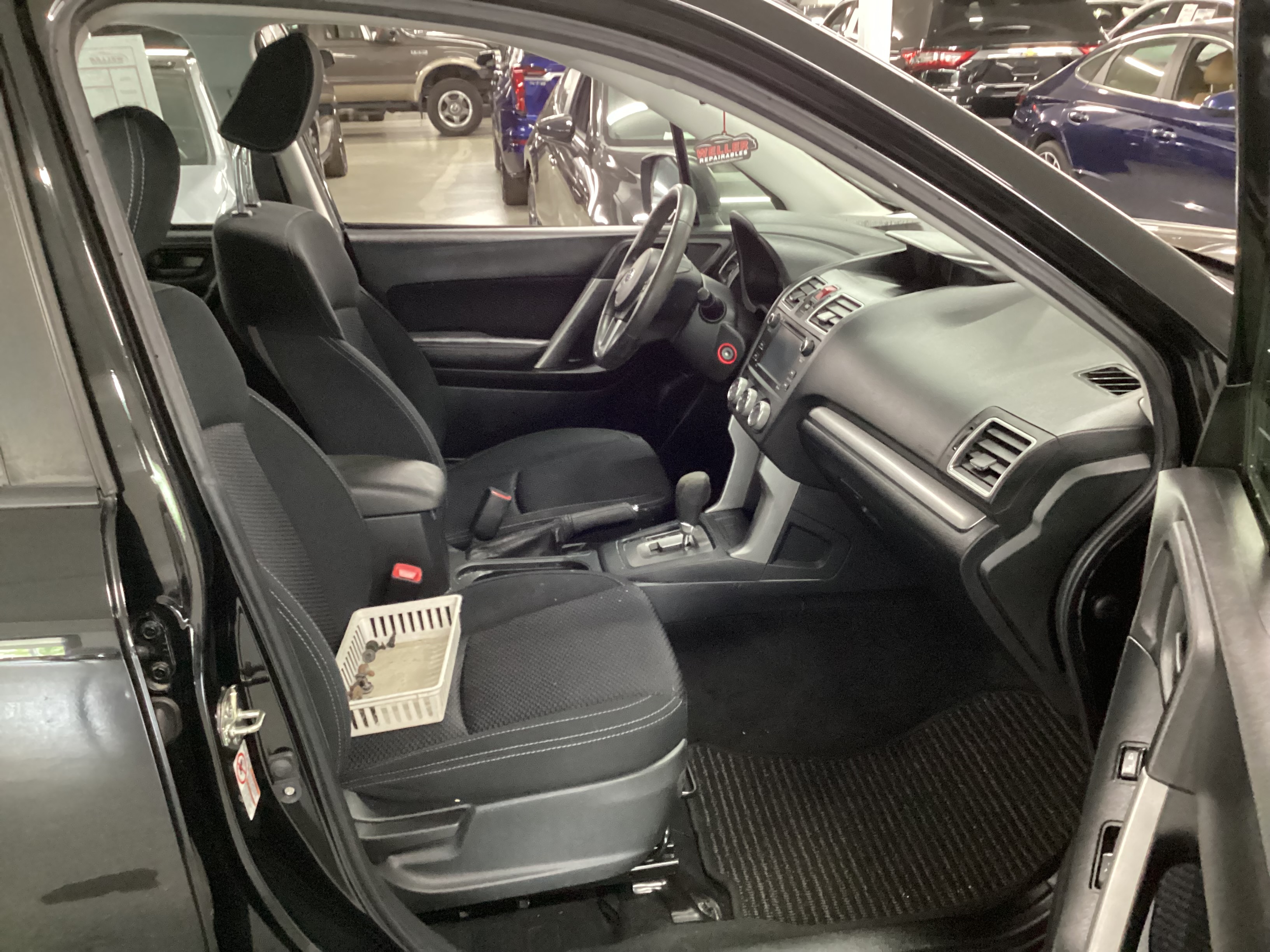 2018 SUBARU Forester AWD - Image 11