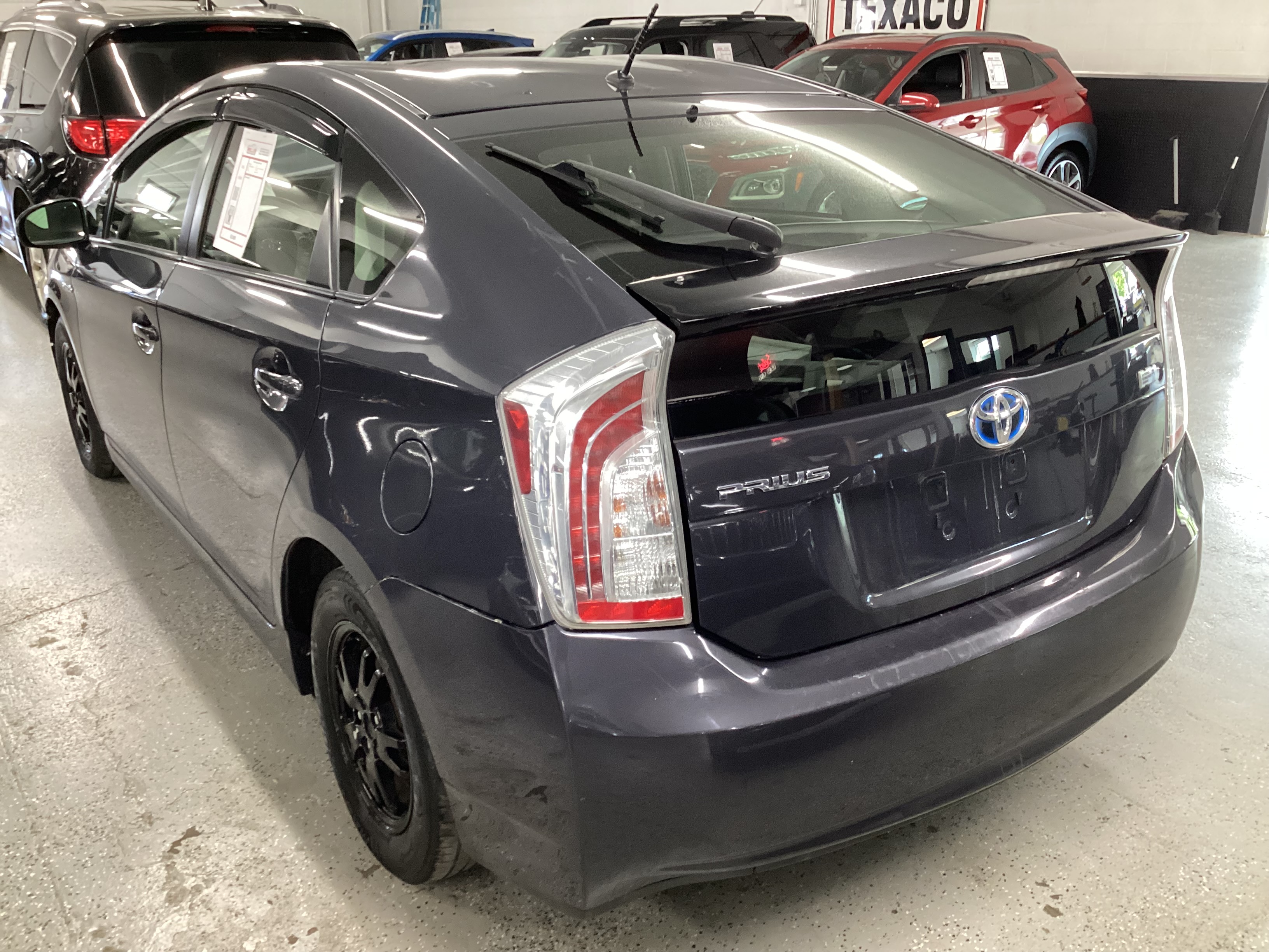 2013 TOYOTA Prius II - Image 2