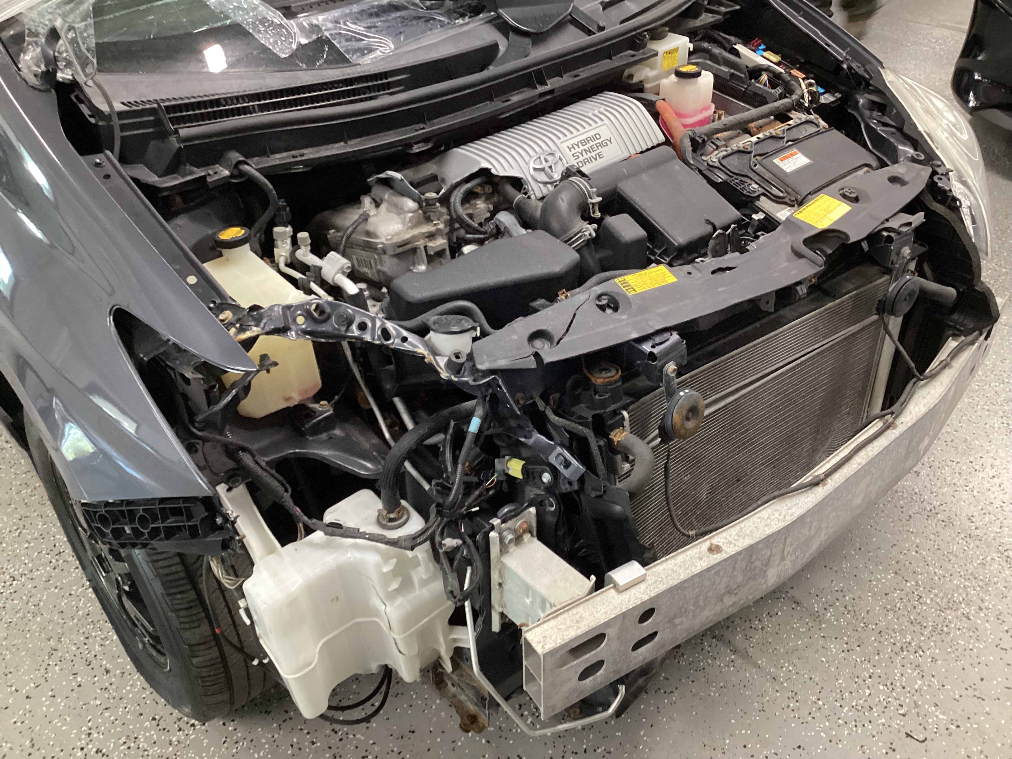 2013 TOYOTA Prius II - Image 5