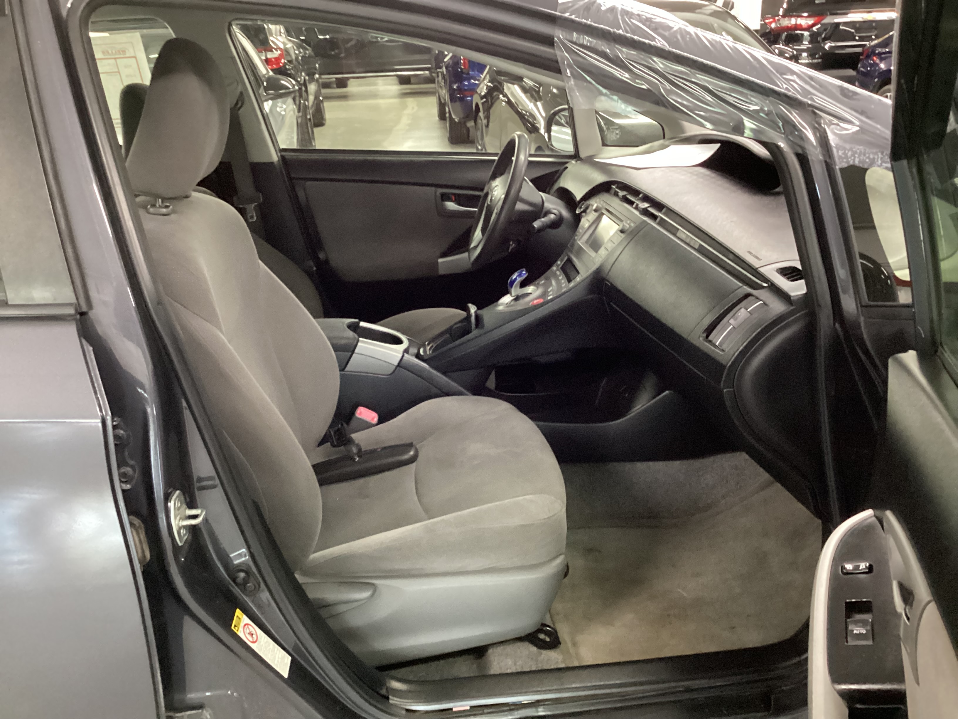 2013 TOYOTA Prius II - Image 9