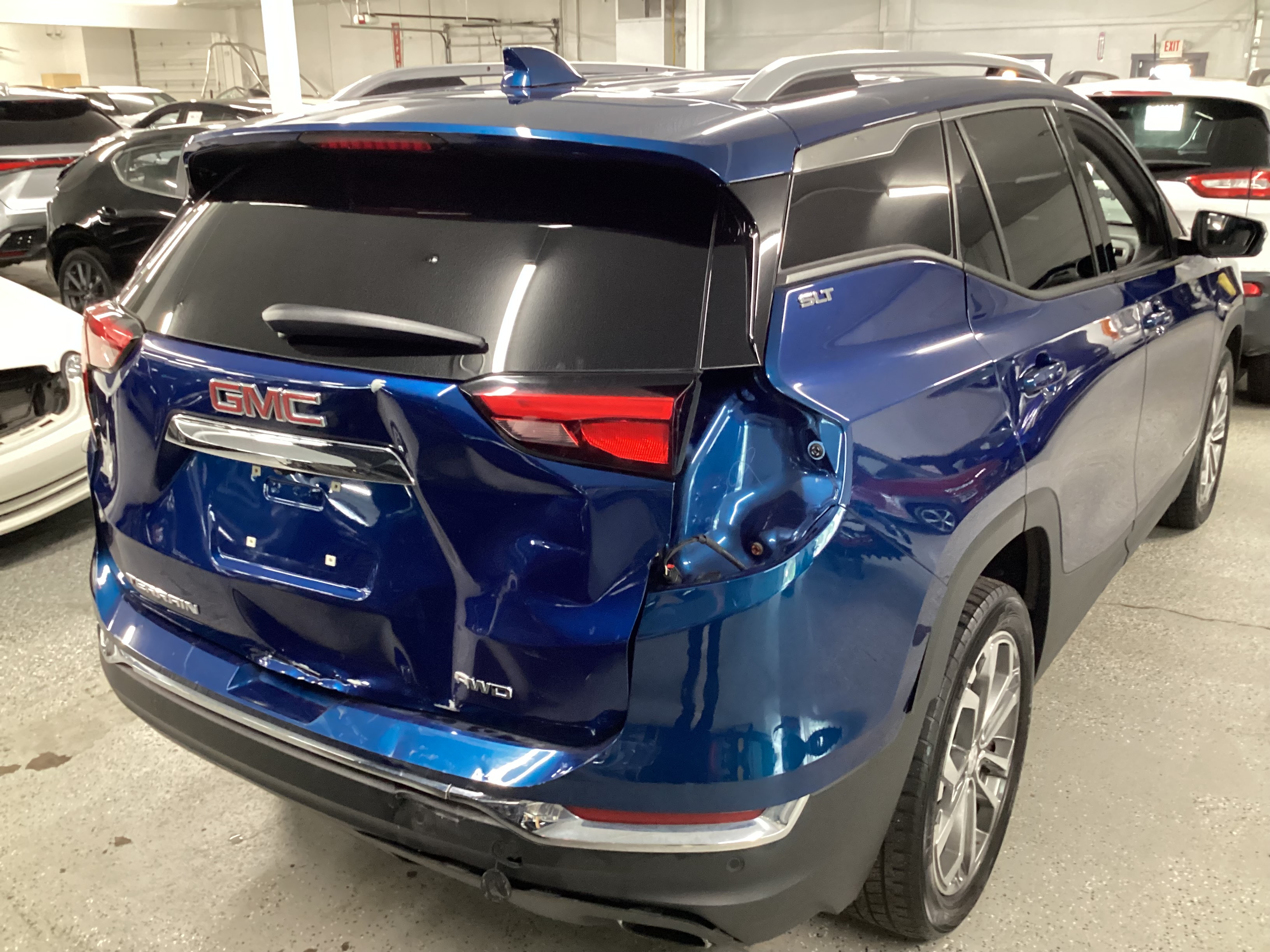 2019 GMC Terrain SLT AWD - Image 3