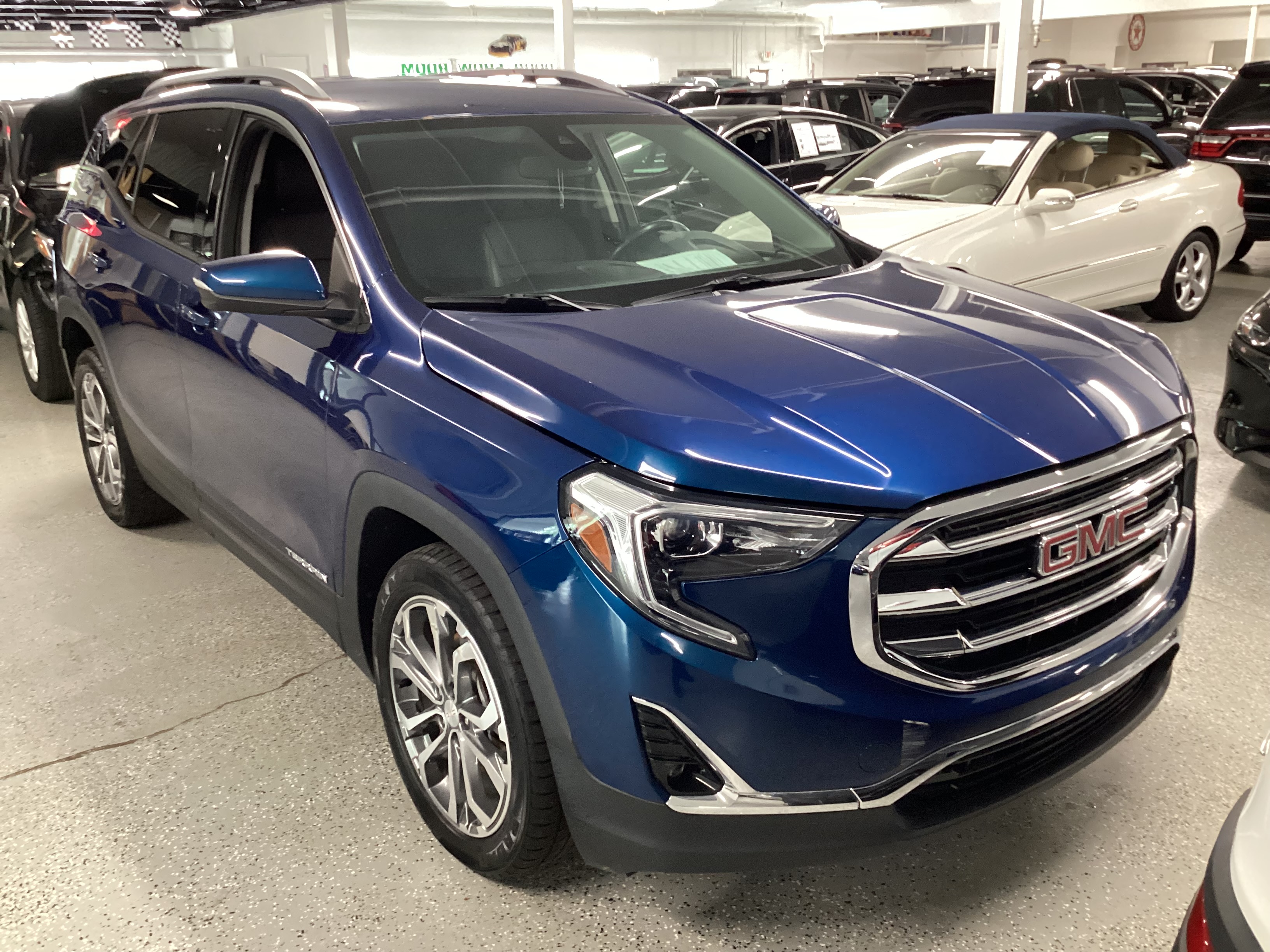 2019 GMC Terrain SLT AWD - Image 4