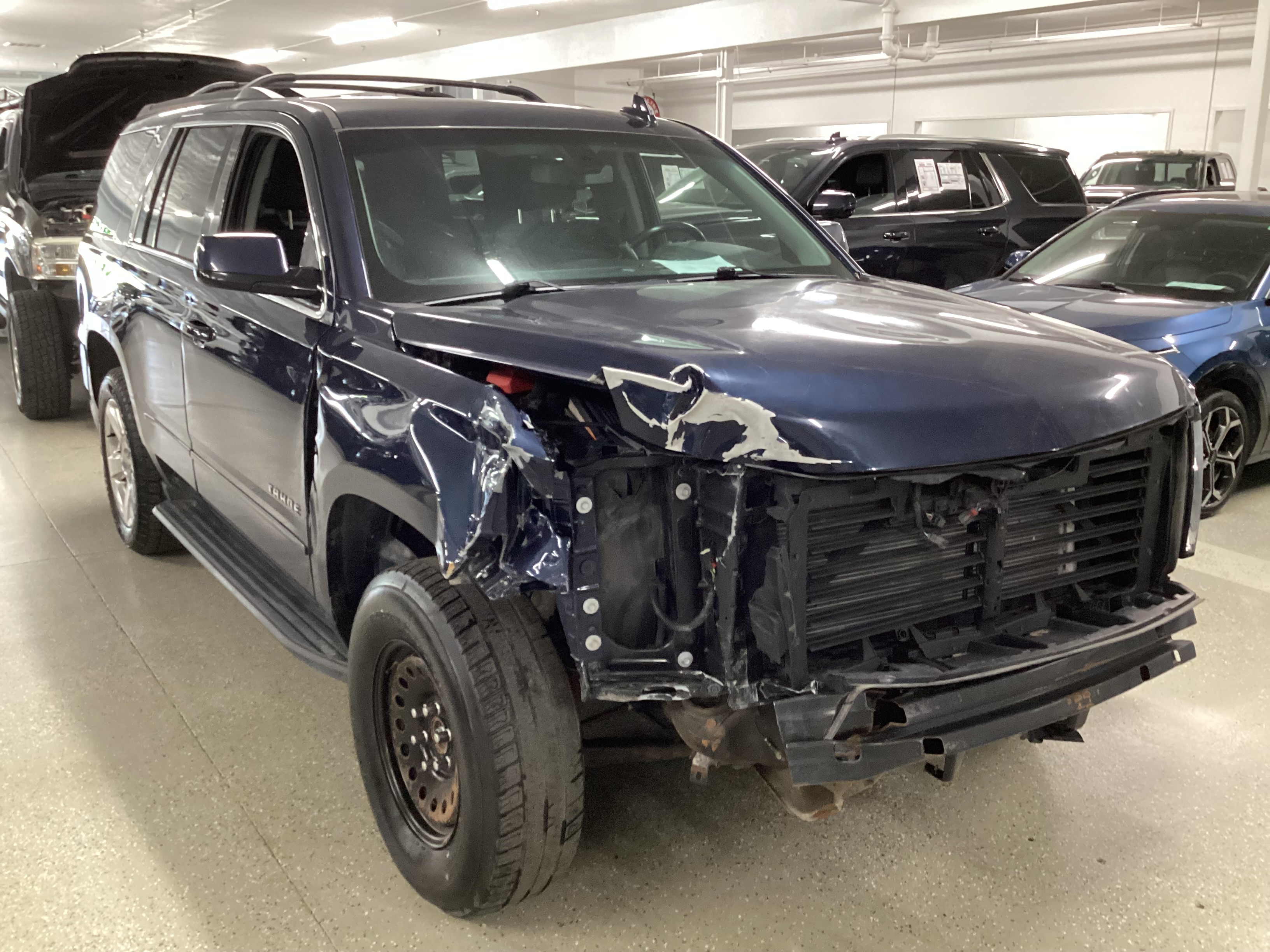 2017 CHEVROLET Tahoe LS 4WD - Image 4