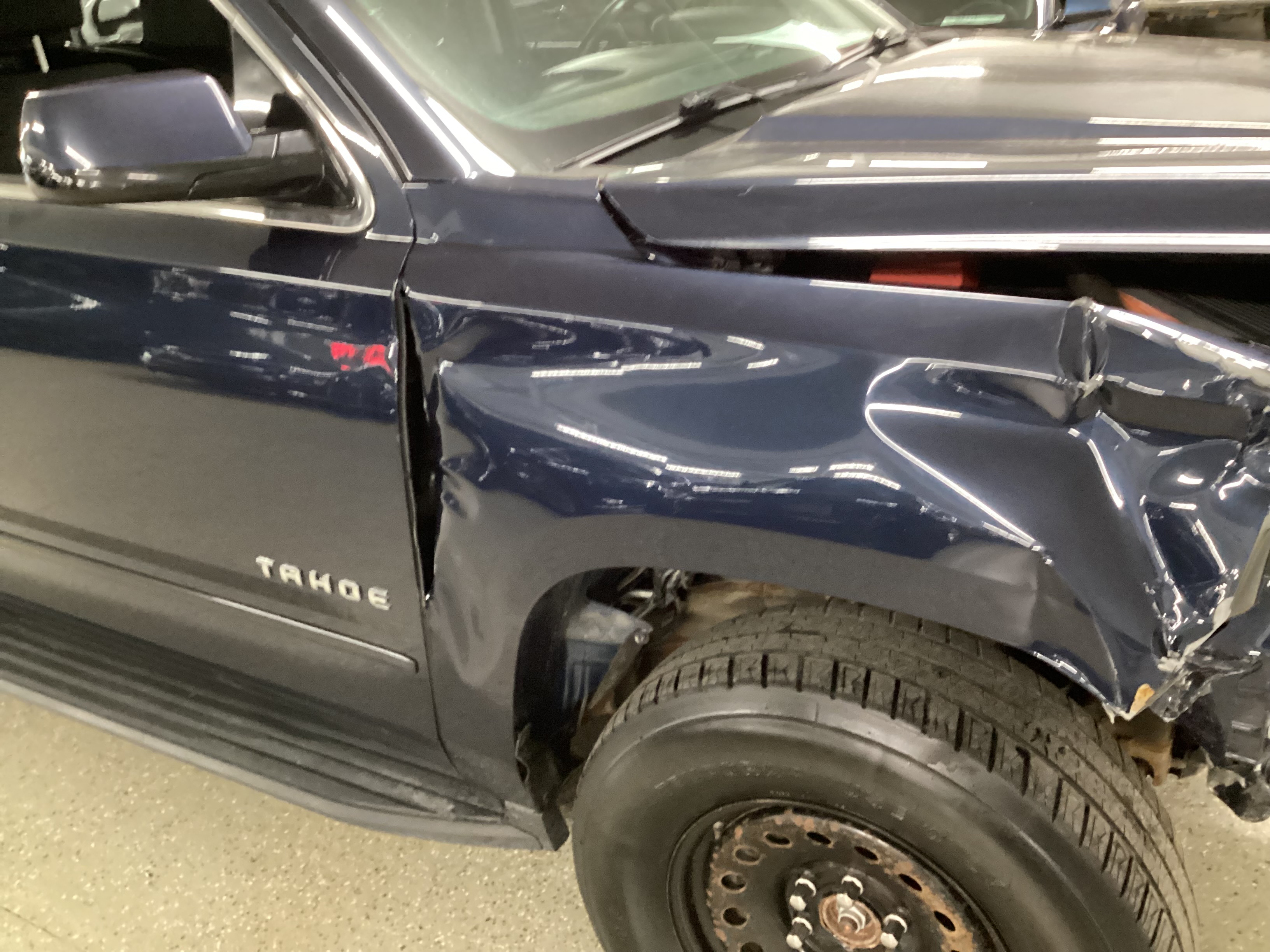 2017 CHEVROLET Tahoe LS 4WD - Image 6