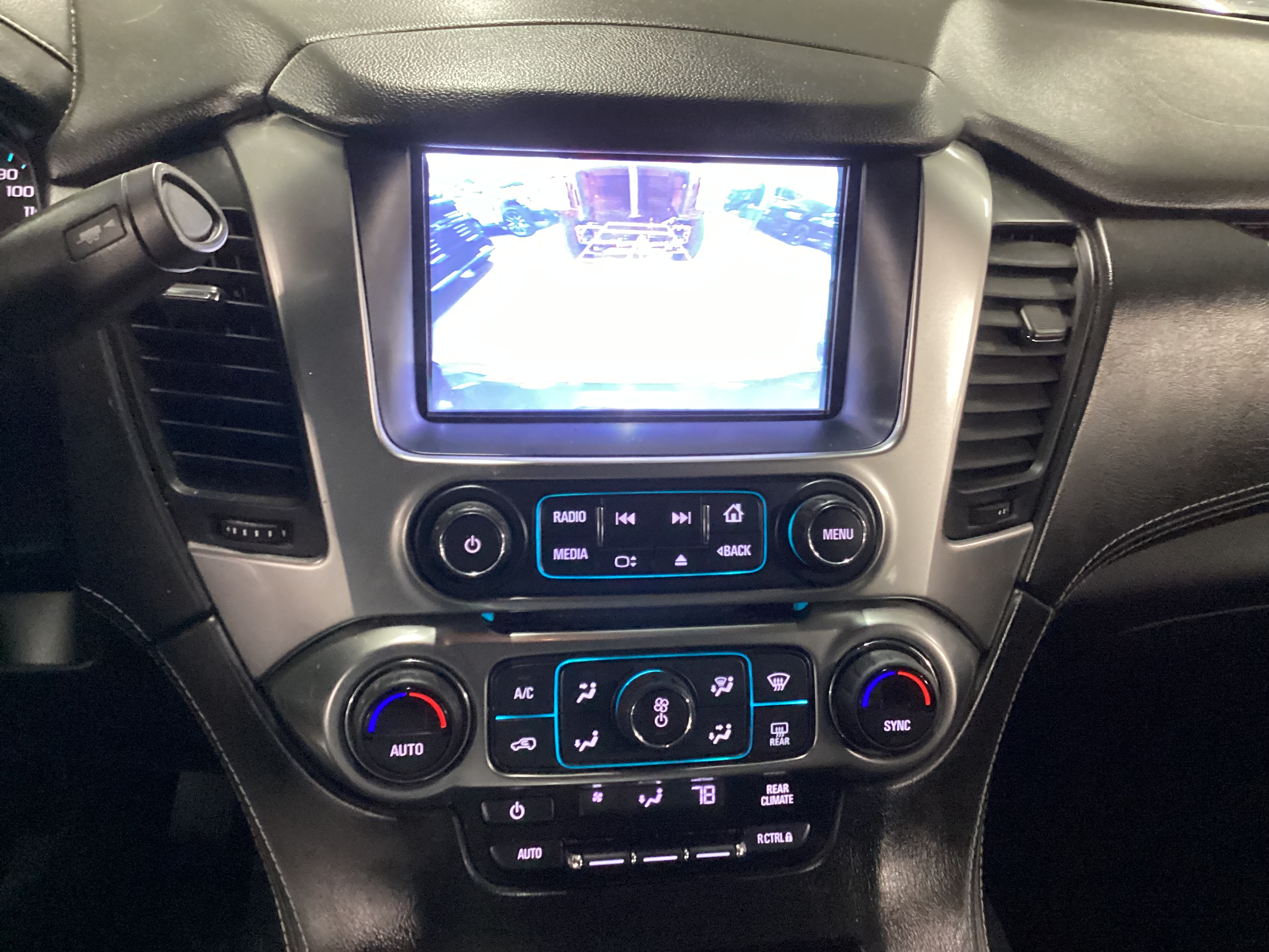 2017 CHEVROLET Tahoe LS 4WD - Image 16