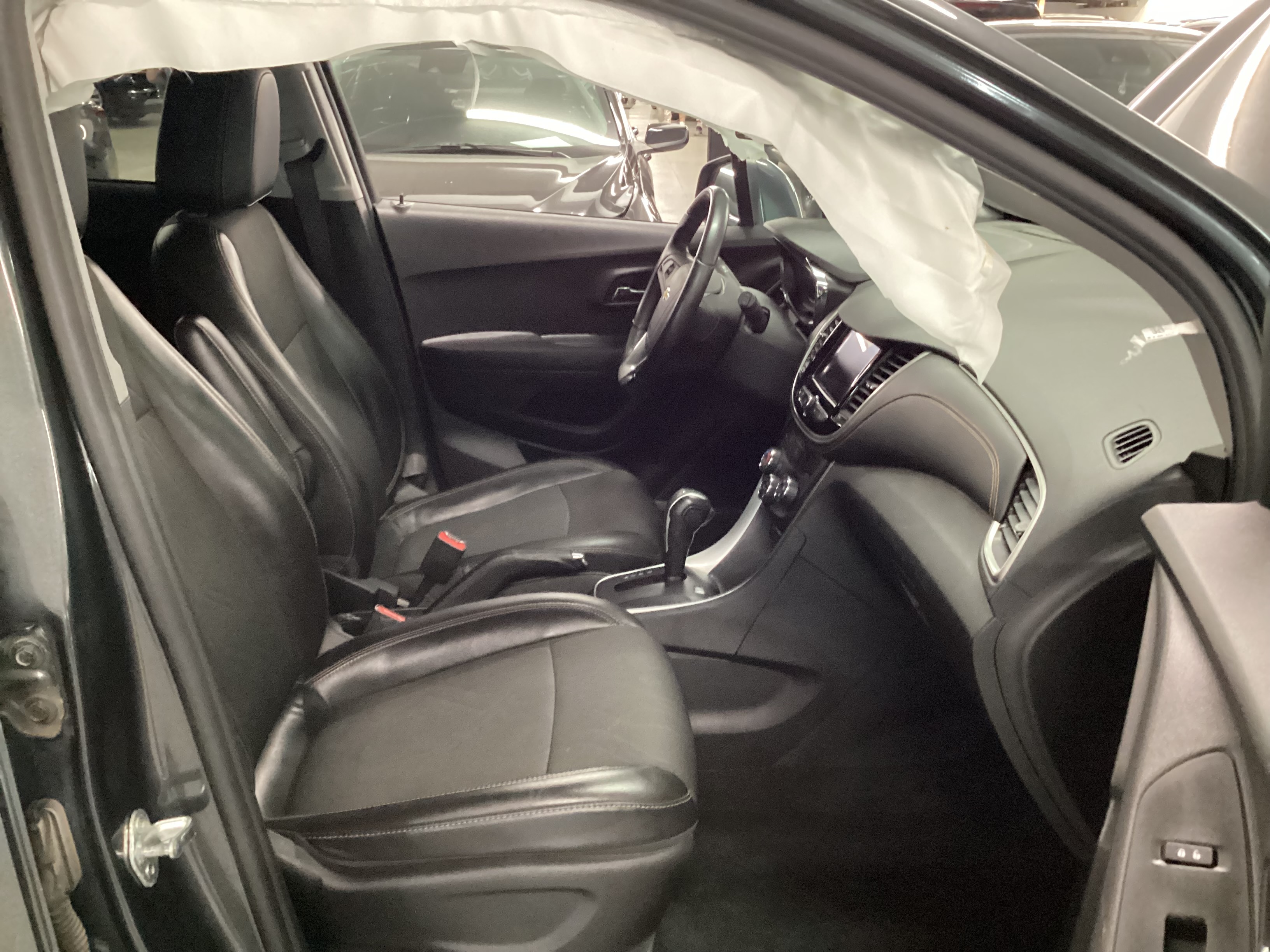 2020 CHEVROLET Trax LT AWD - Image 11