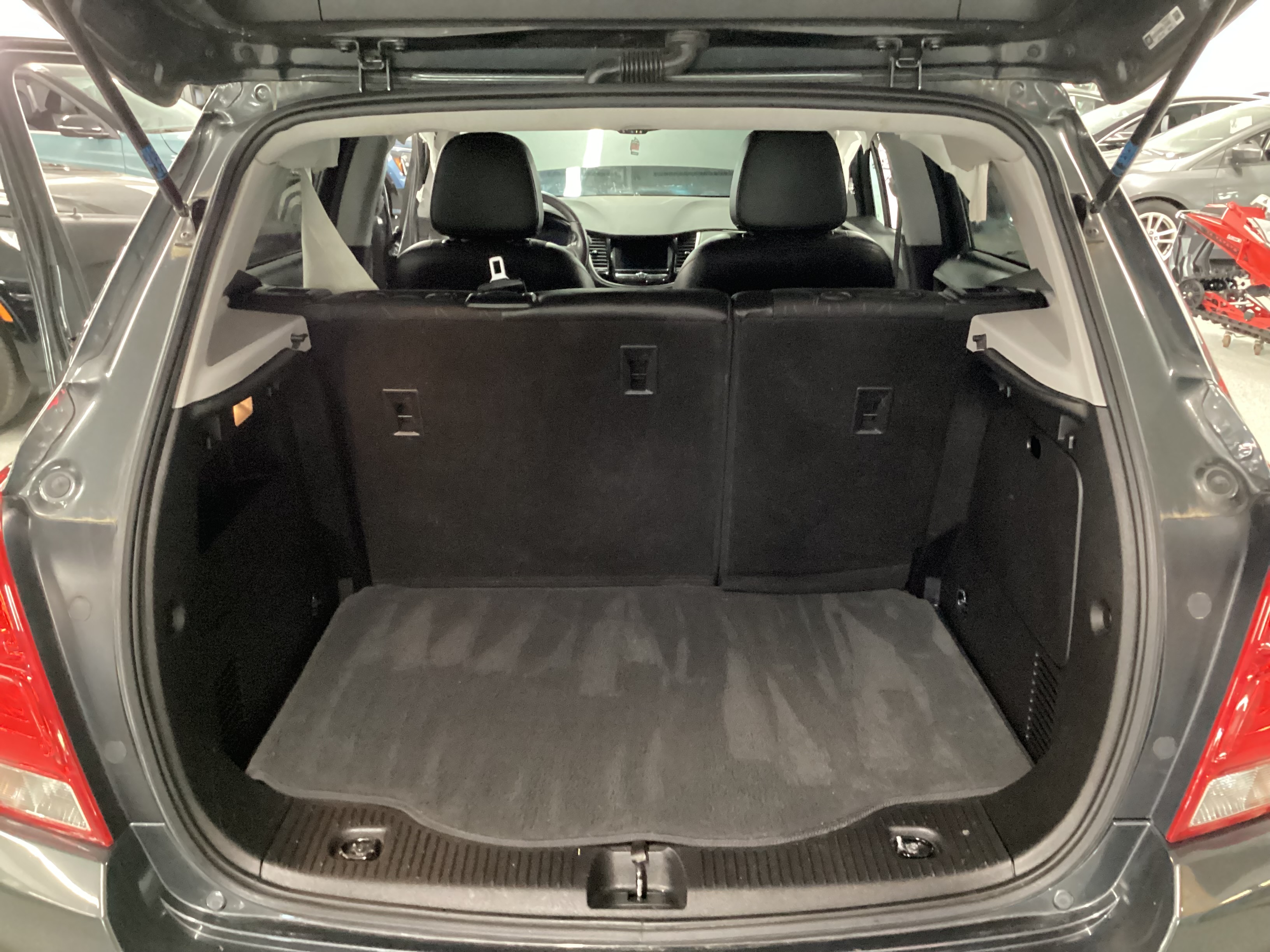 2020 CHEVROLET Trax LT AWD - Image 12