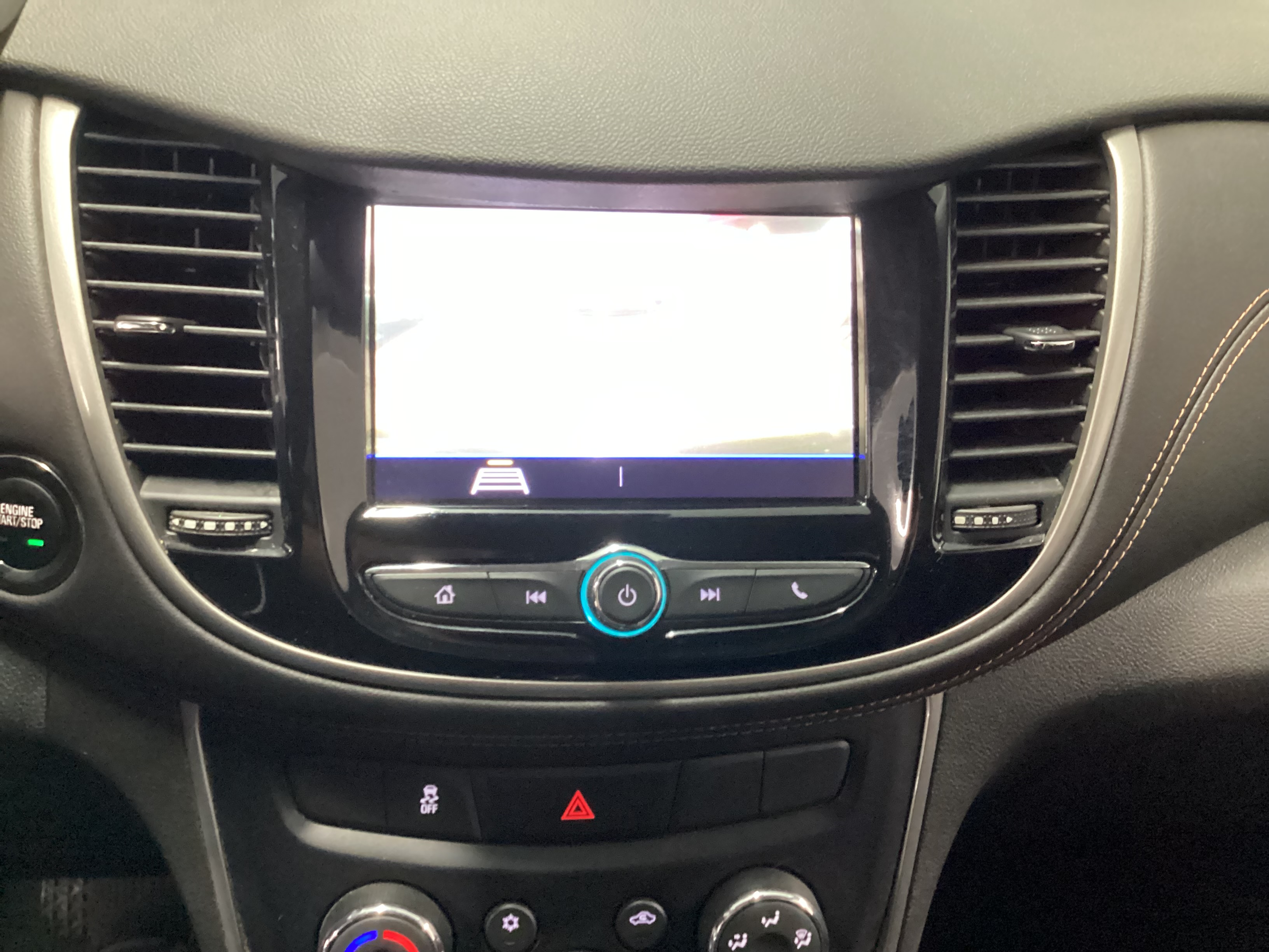 2020 CHEVROLET Trax LT AWD - Image 14