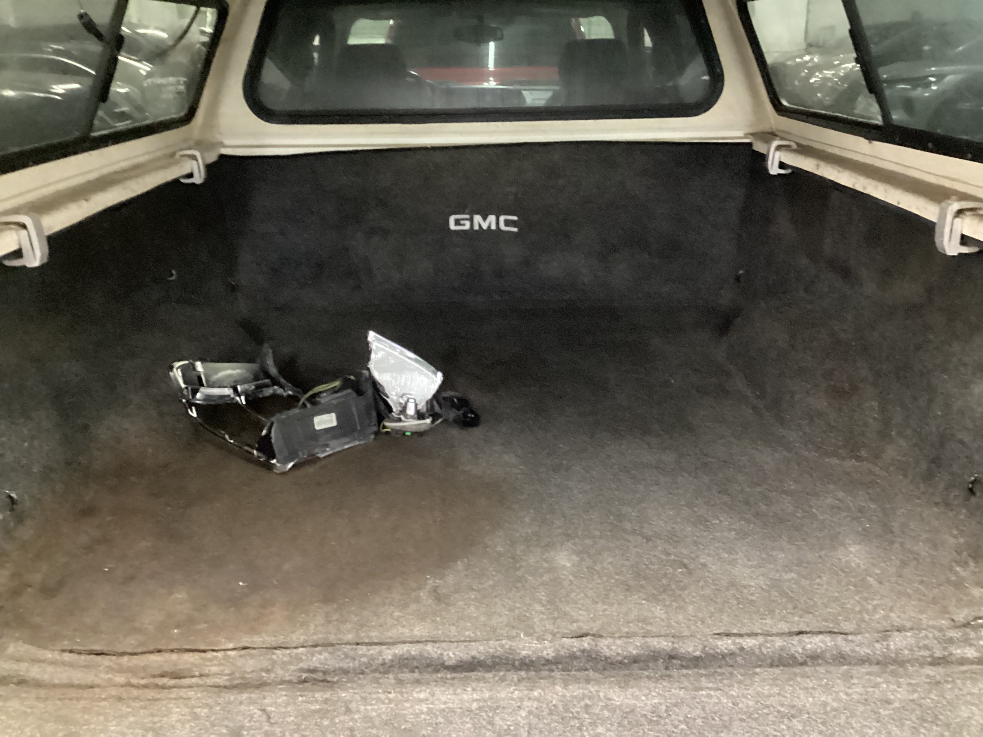 2013 GMC Sierra 4WD Crew Cab SLE - Image 9
