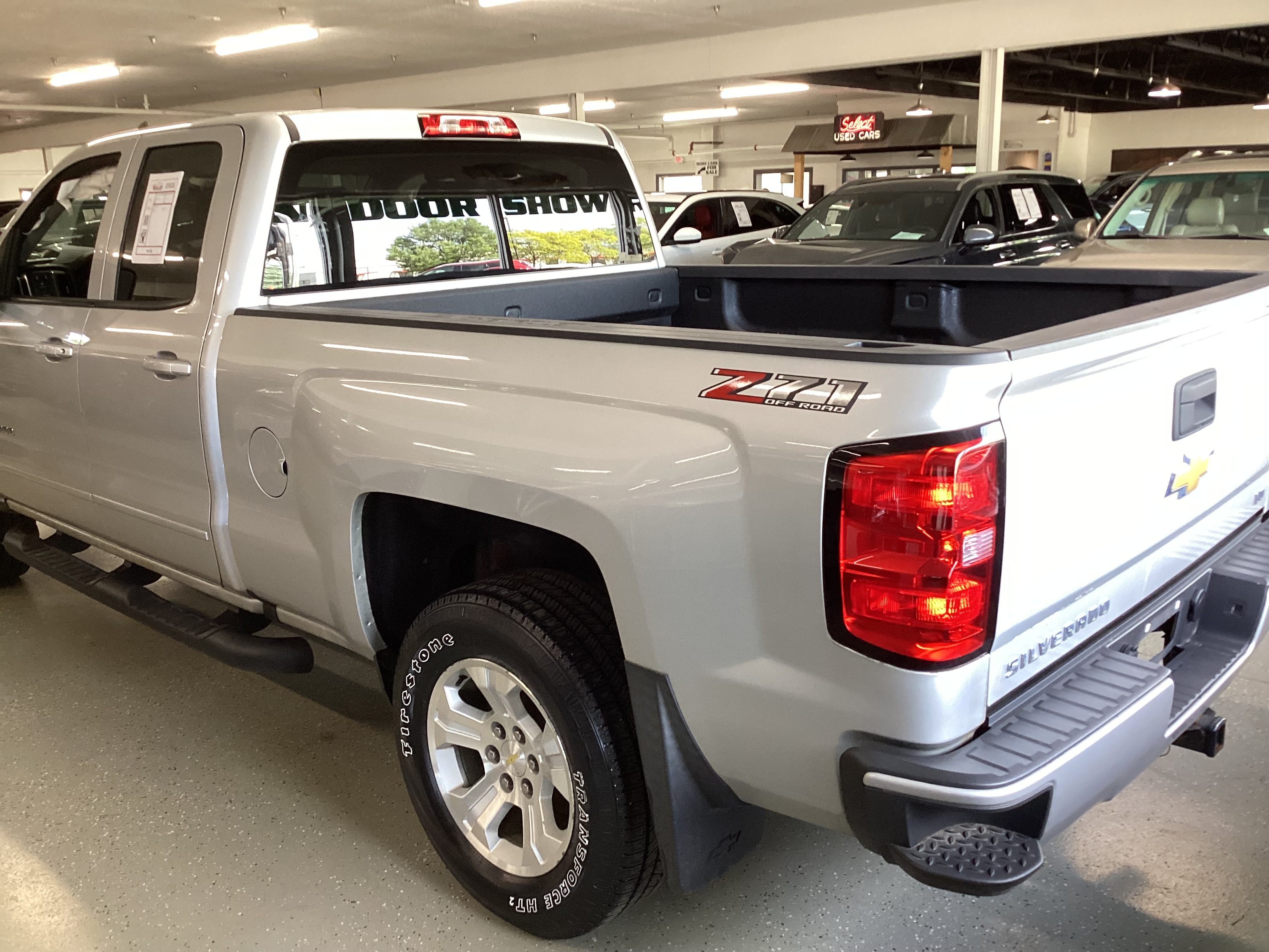 2019 CHEVROLET Silverado LD 4WD Double Cab LT - Image 2