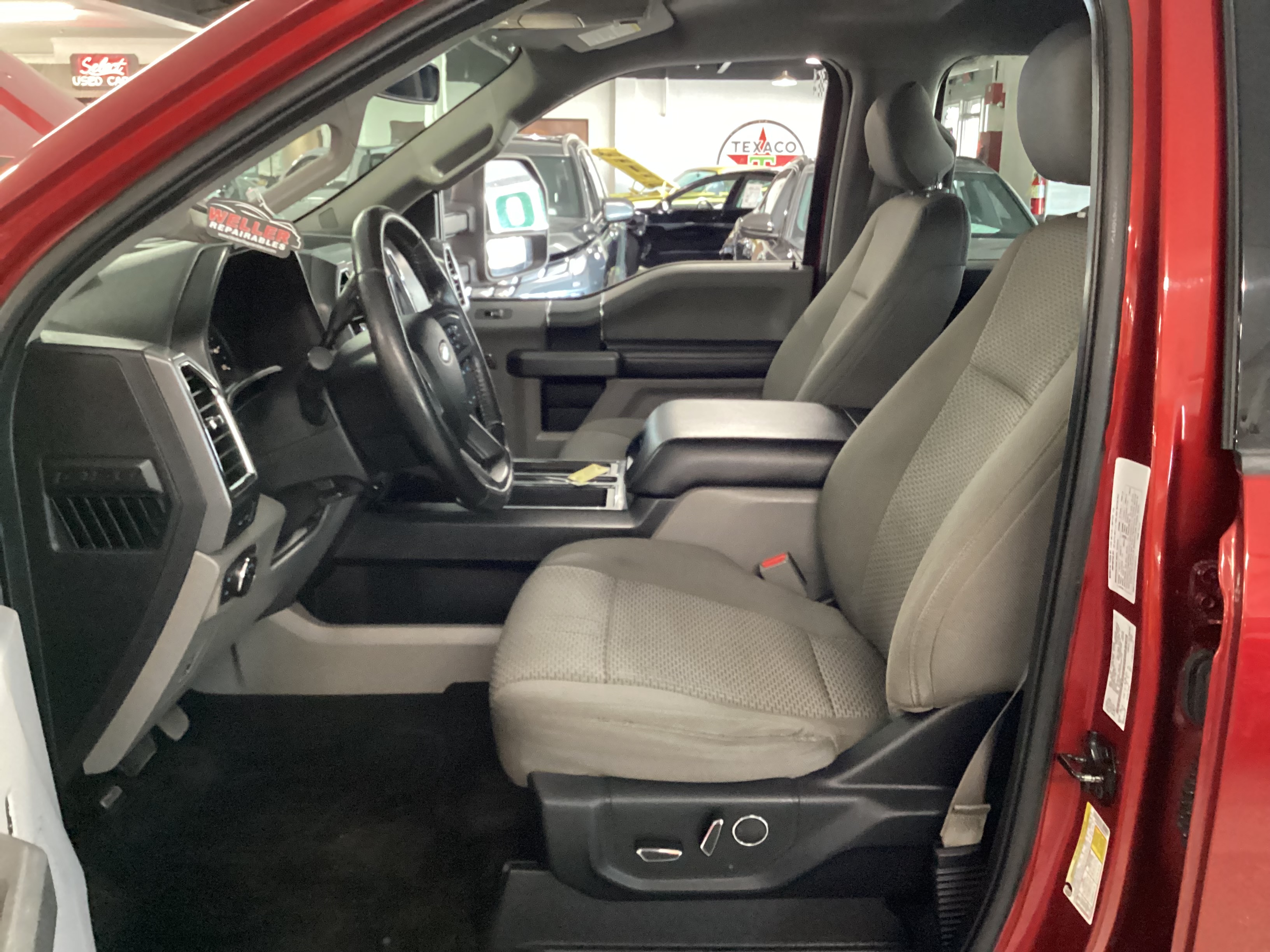 2016 FORD F-150 XLT 4WD - Image 8