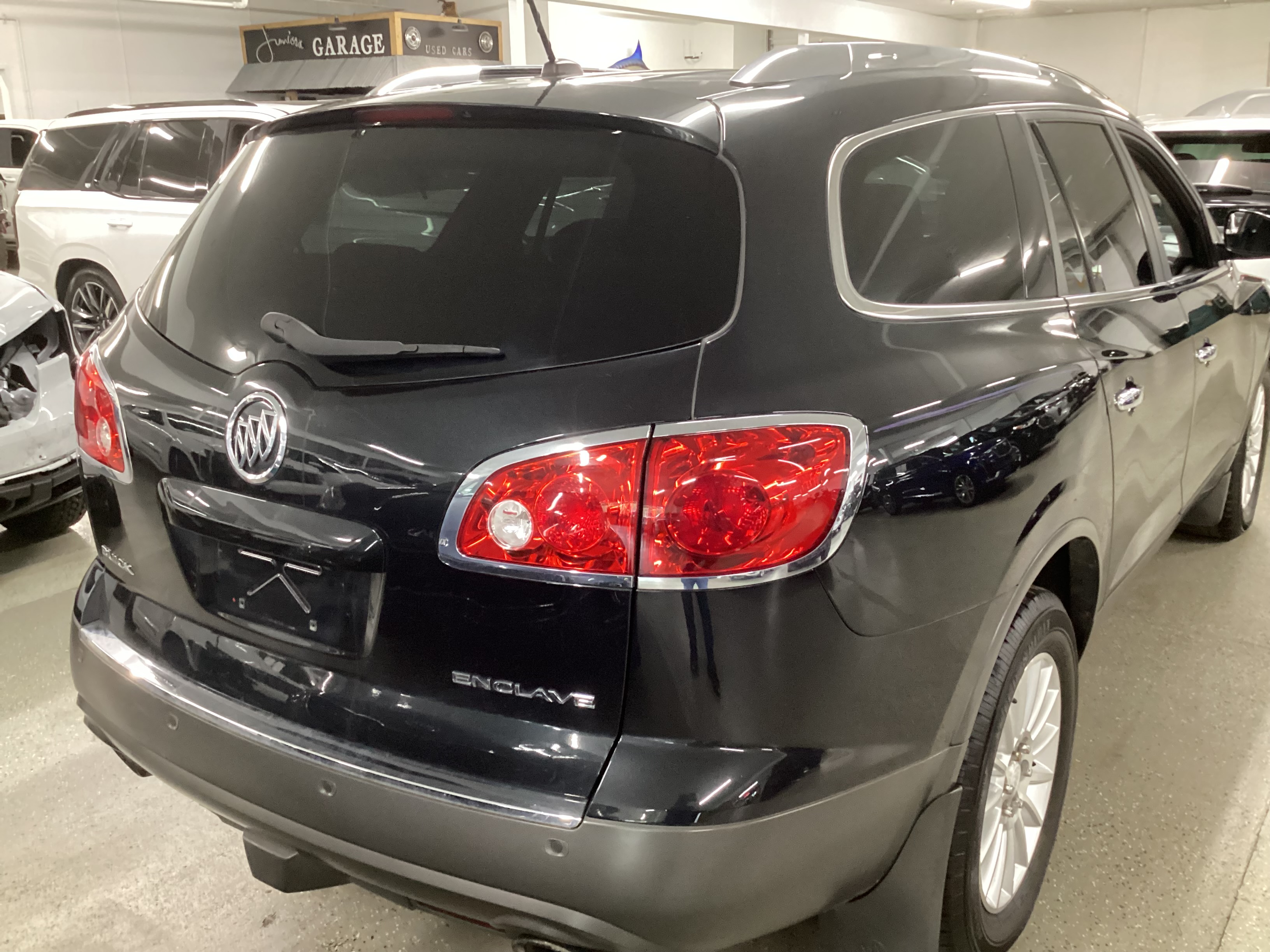 2012 BUICK Enclave Convenience - Image 3