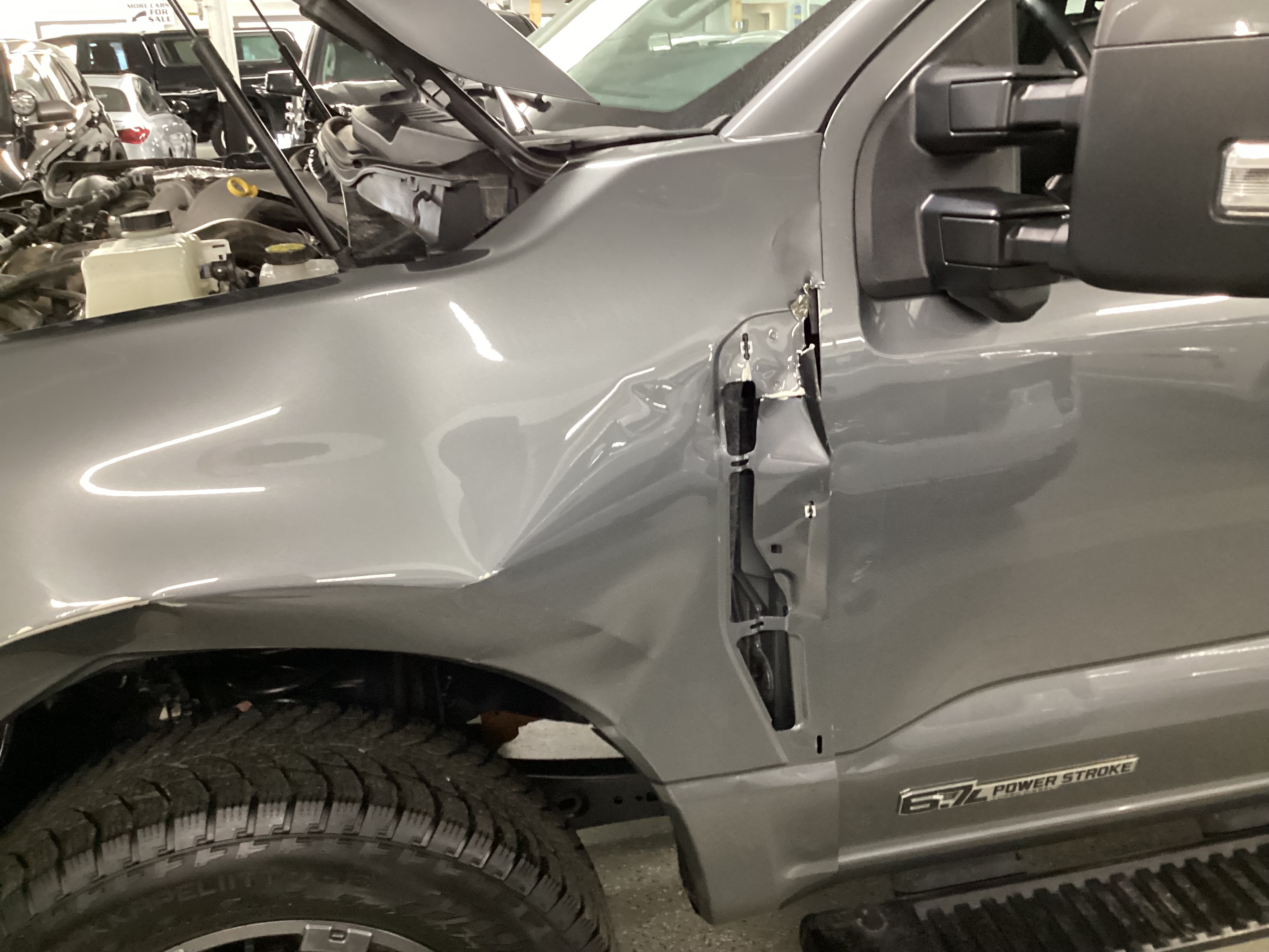 2023 FORD F-250 Super Duty Lariat 4WD Crew Cab - Image 7