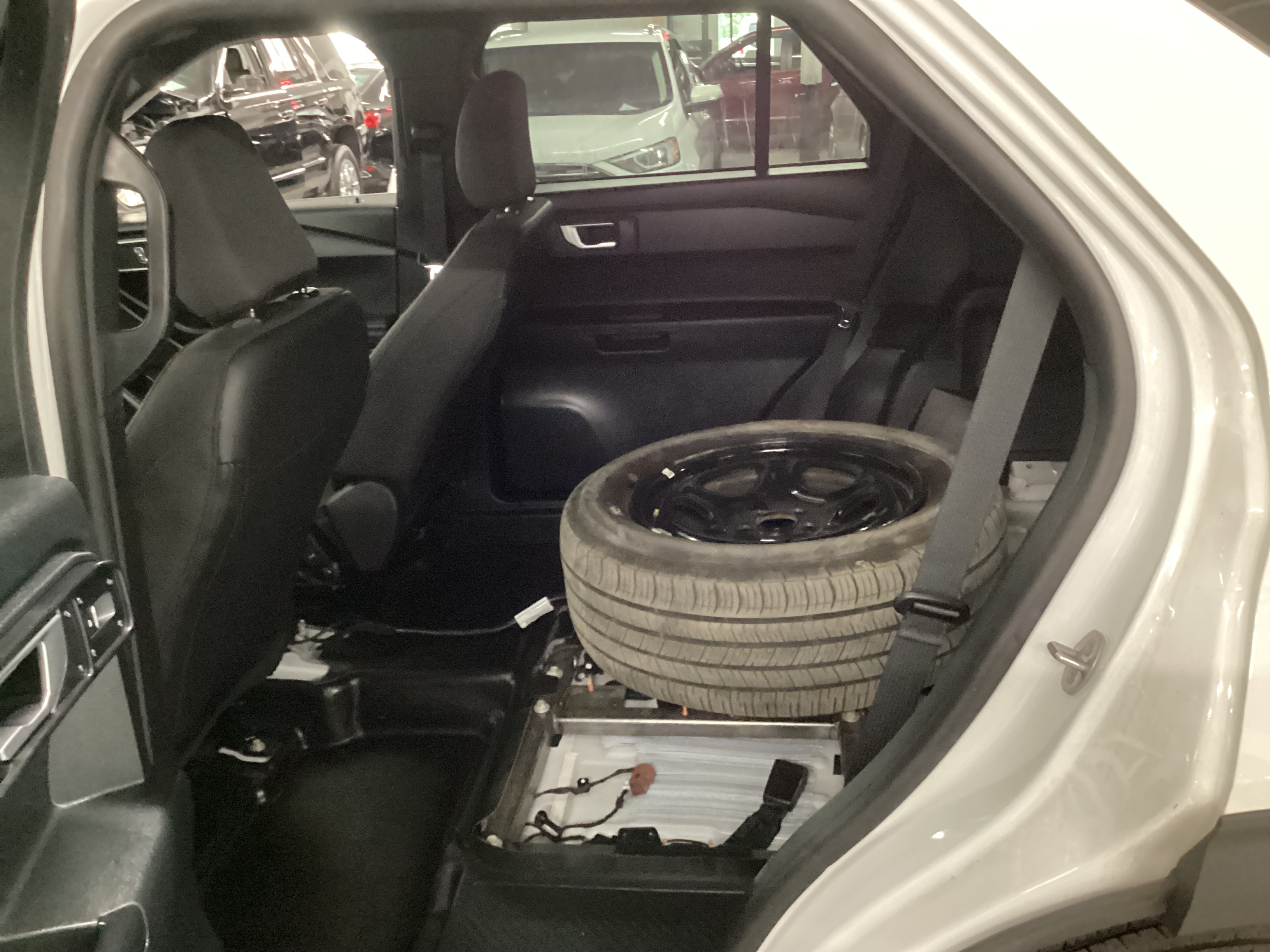 2023 FORD Explorer Police 4WD - Image 10