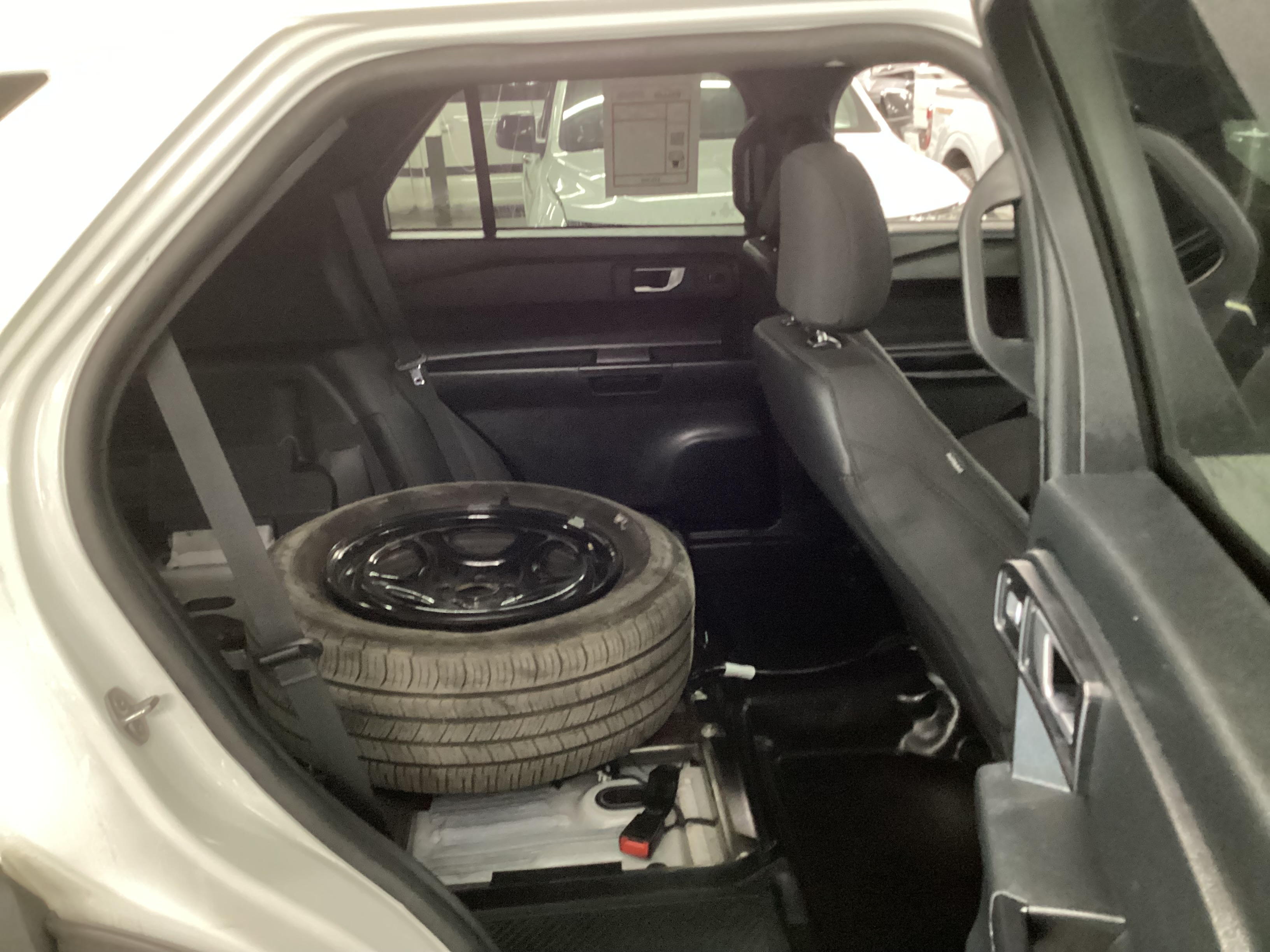 2023 FORD Explorer Police 4WD - Image 11