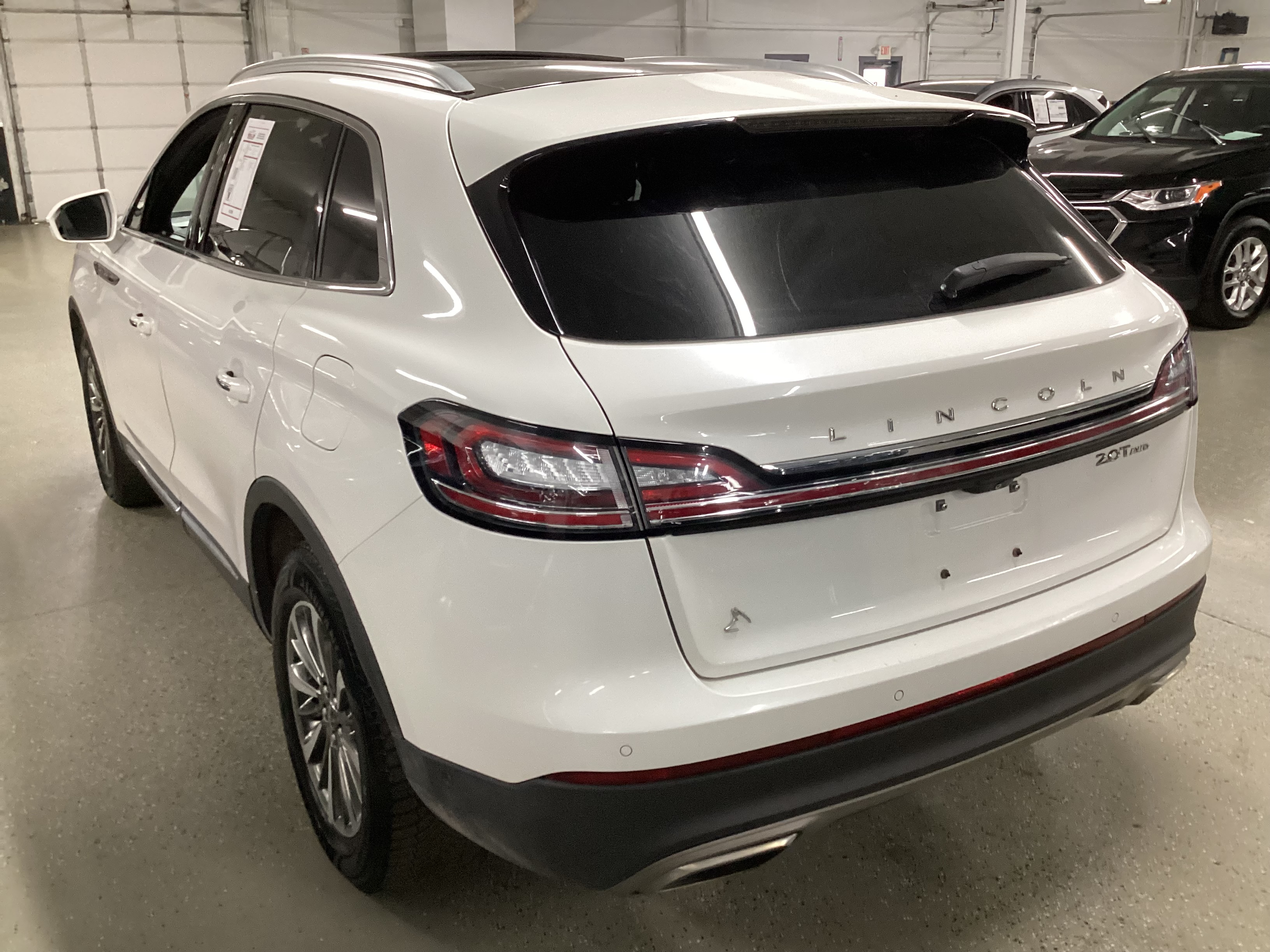 2020 LINCOLN Nautilus Reserve AWD - Image 2