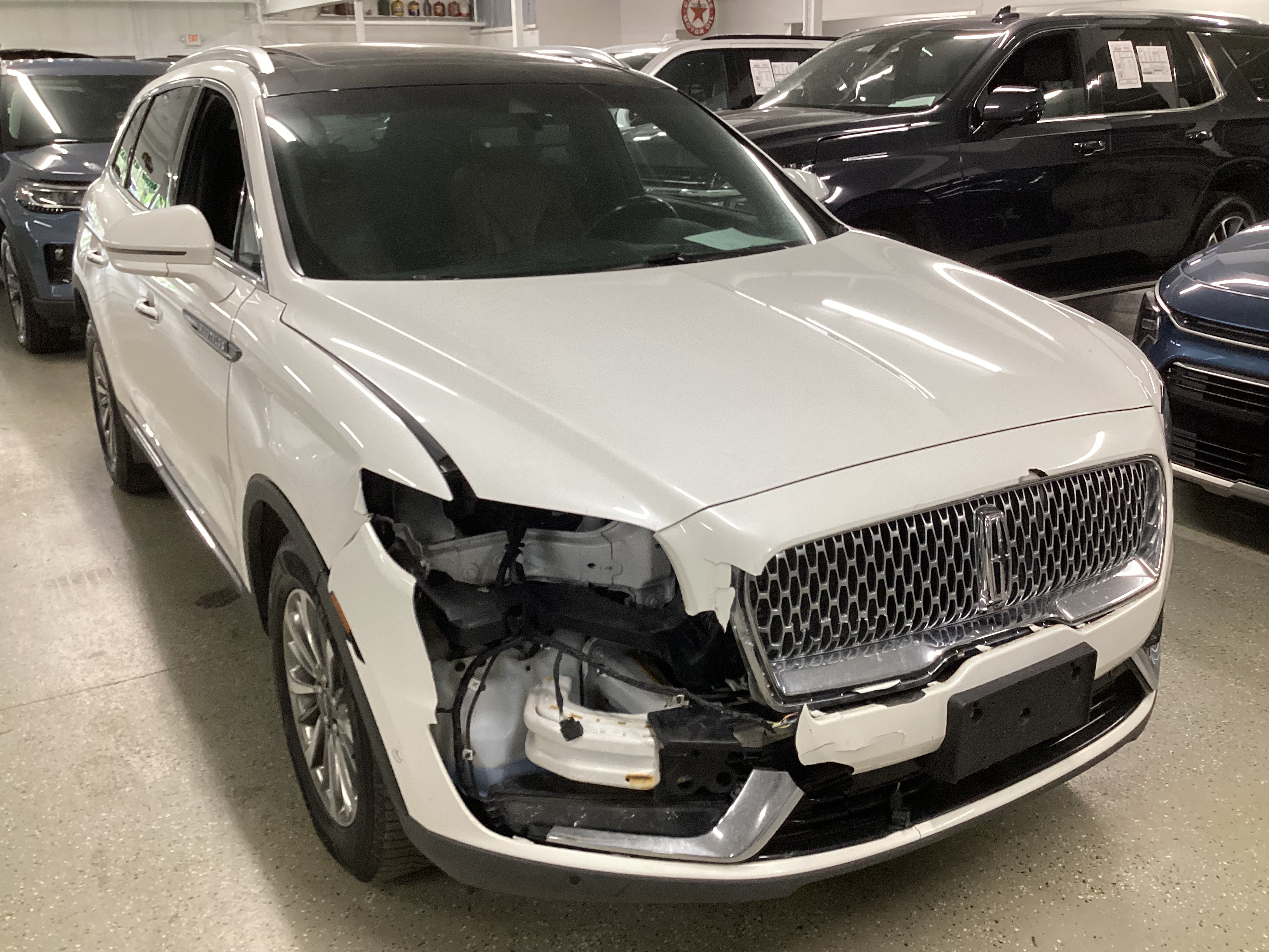 2020 LINCOLN Nautilus Reserve AWD - Image 4