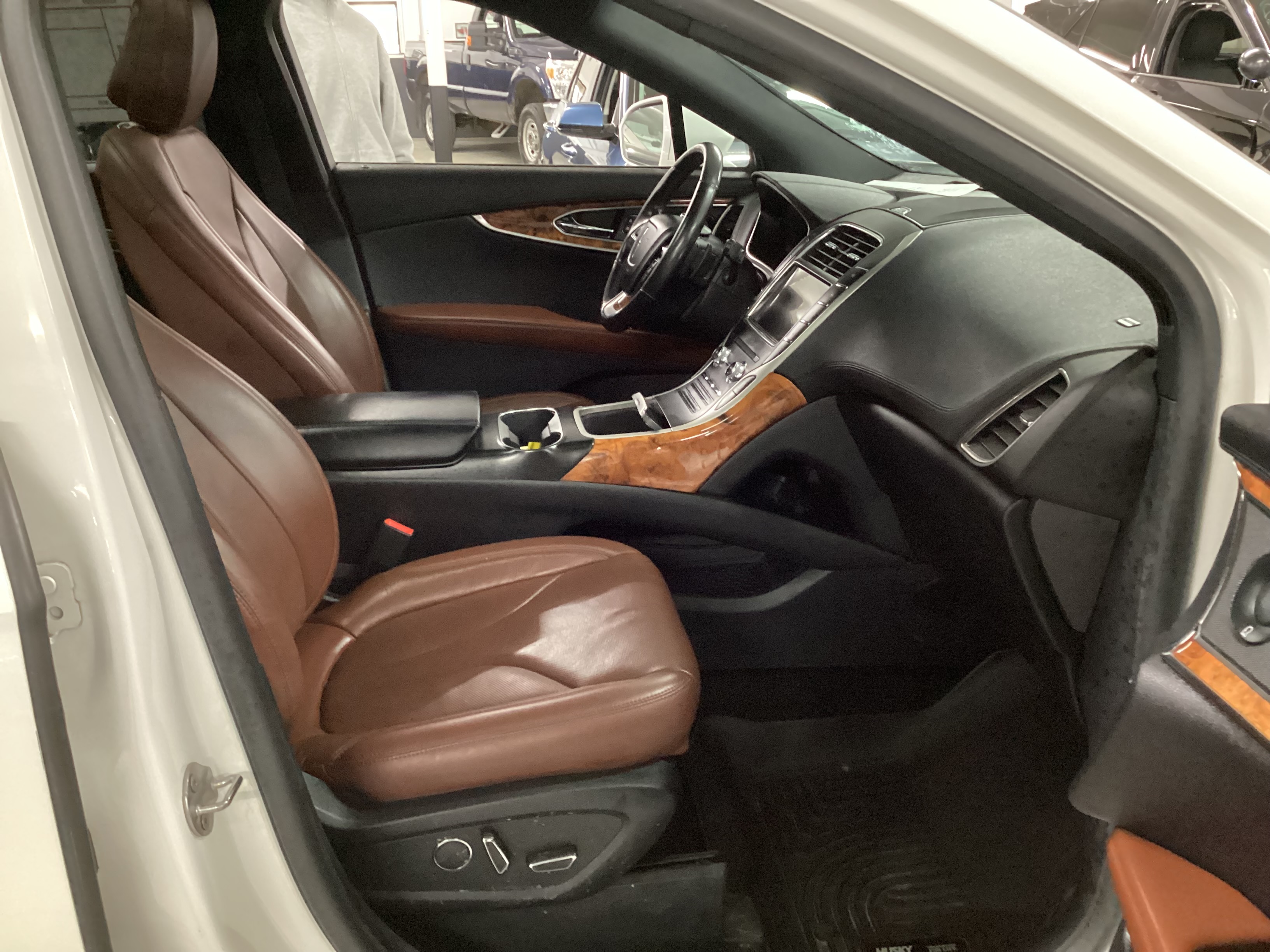 2020 LINCOLN Nautilus Reserve AWD - Image 8