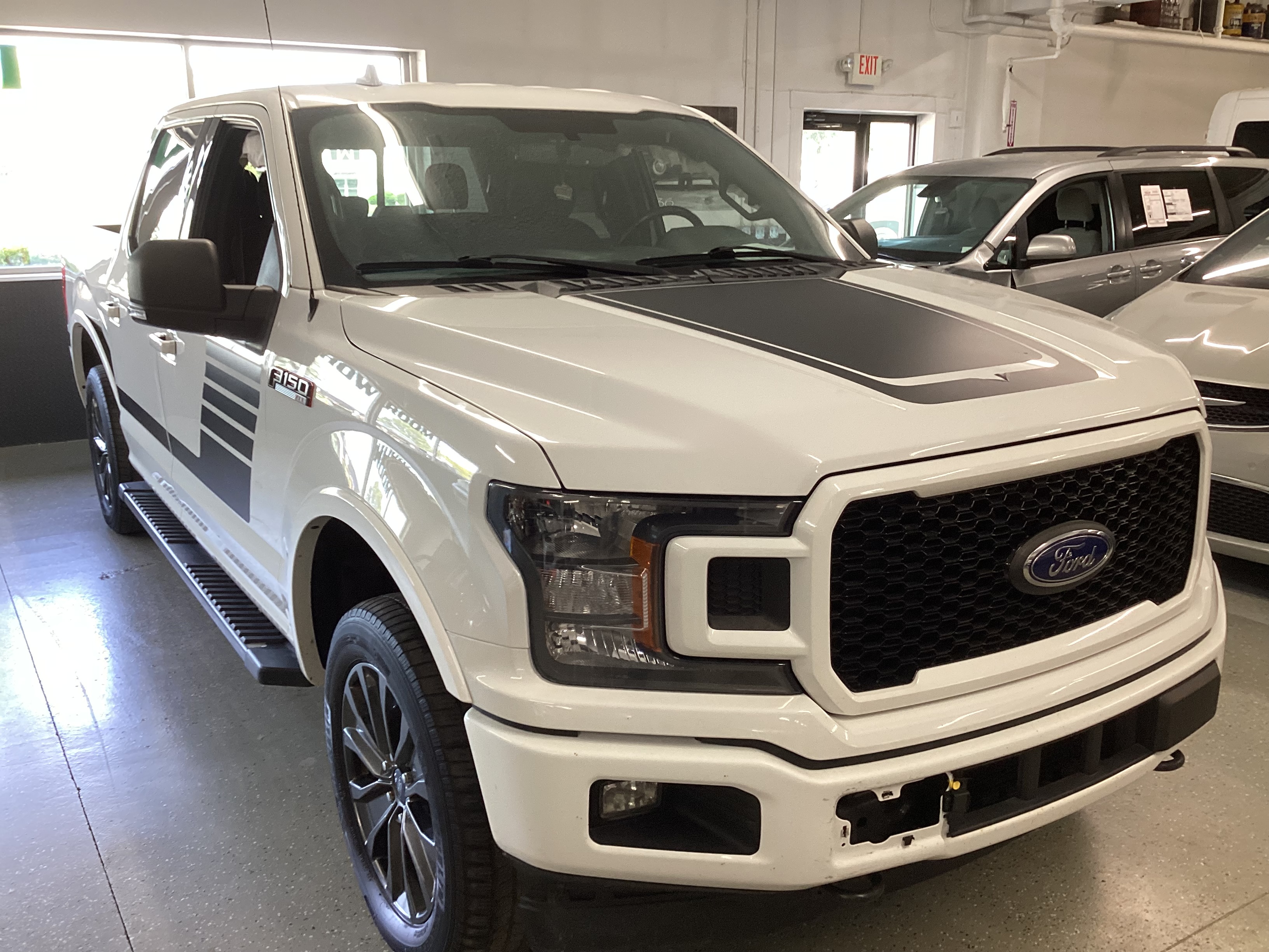 2018 FORD F-150 SuperCrew 4x4 XLT - Image 4