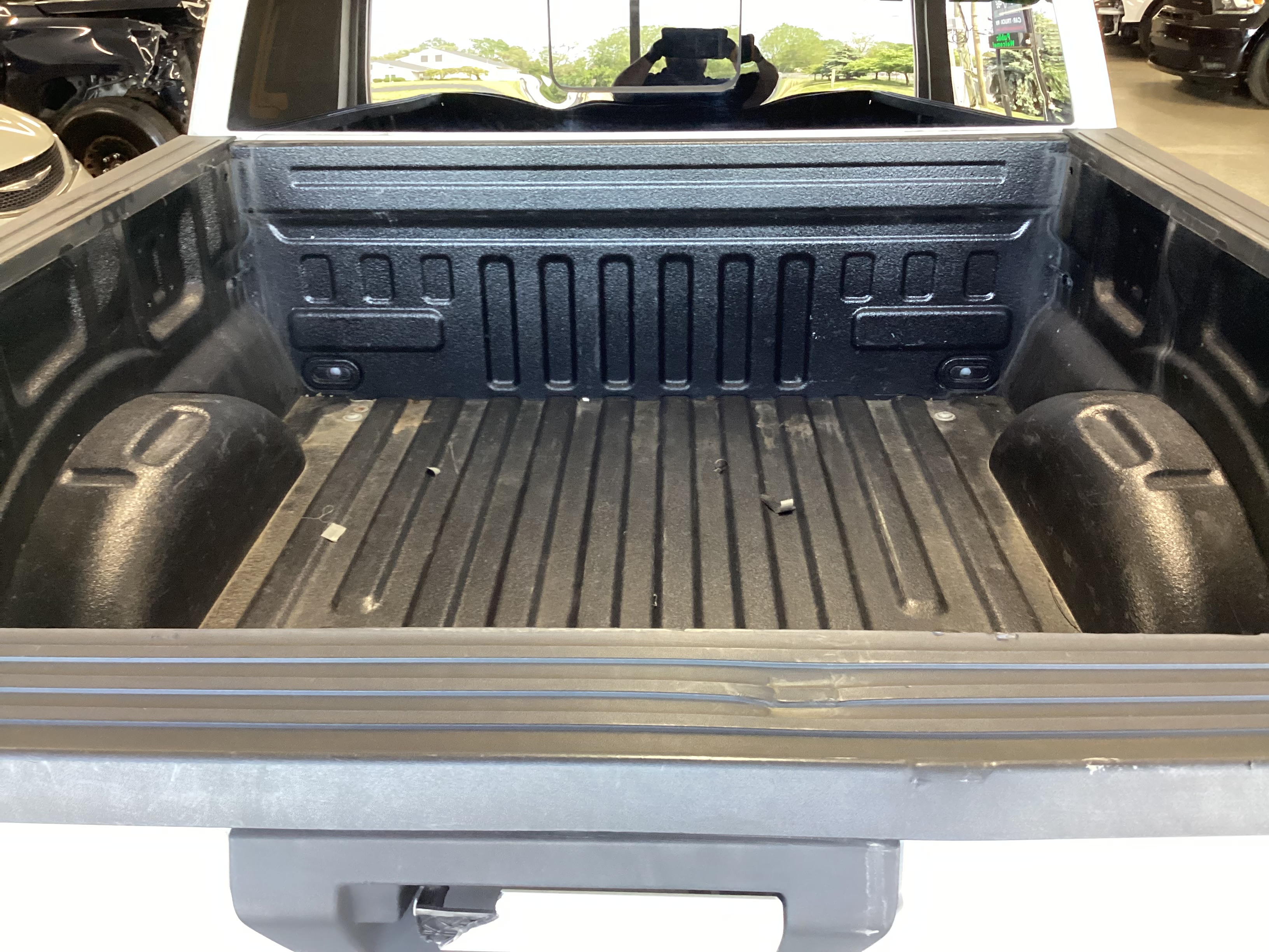 2018 FORD F-150 SuperCrew 4x4 XLT - Image 7