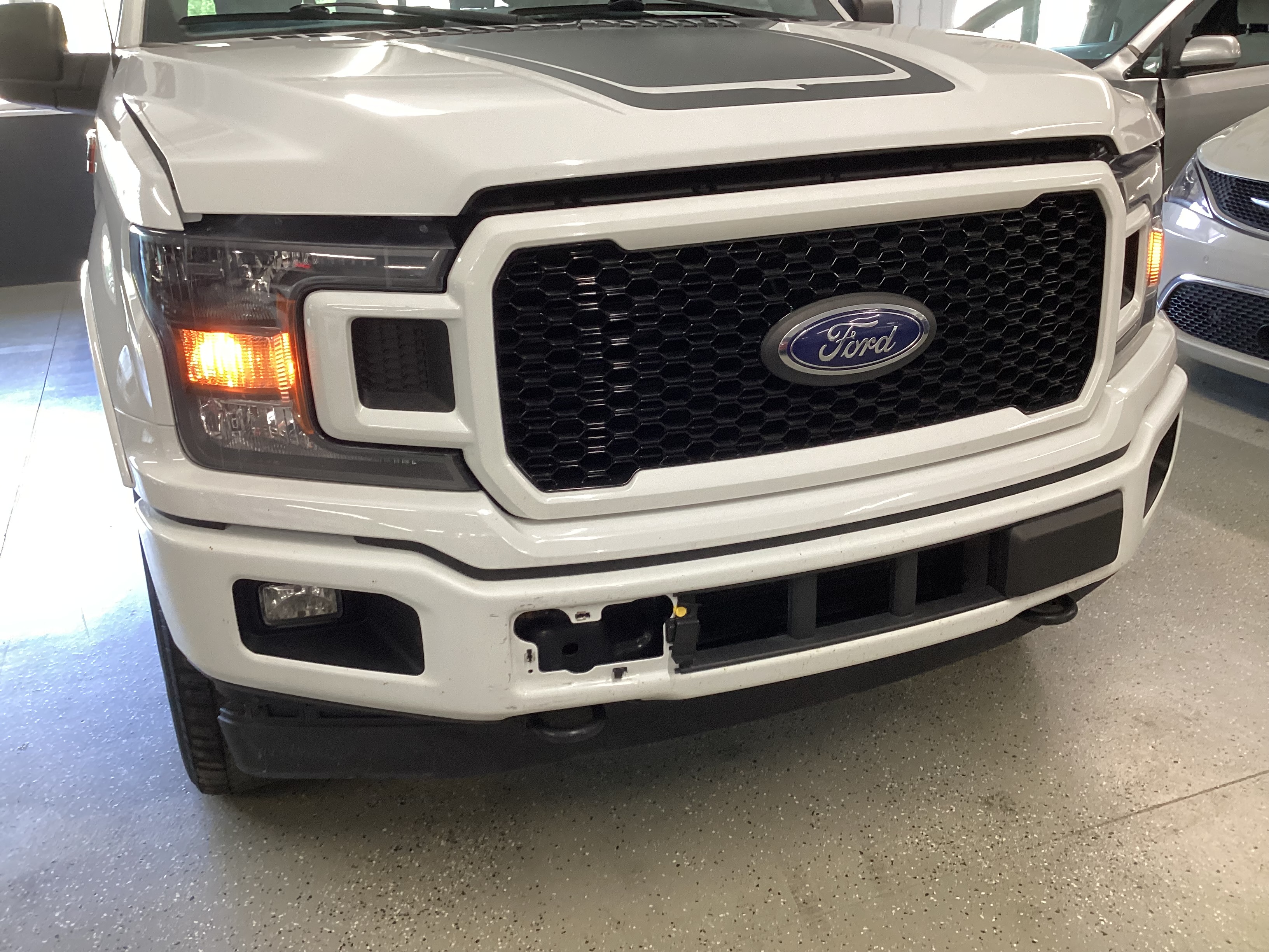 2018 FORD F-150 SuperCrew 4x4 XLT - Image 10