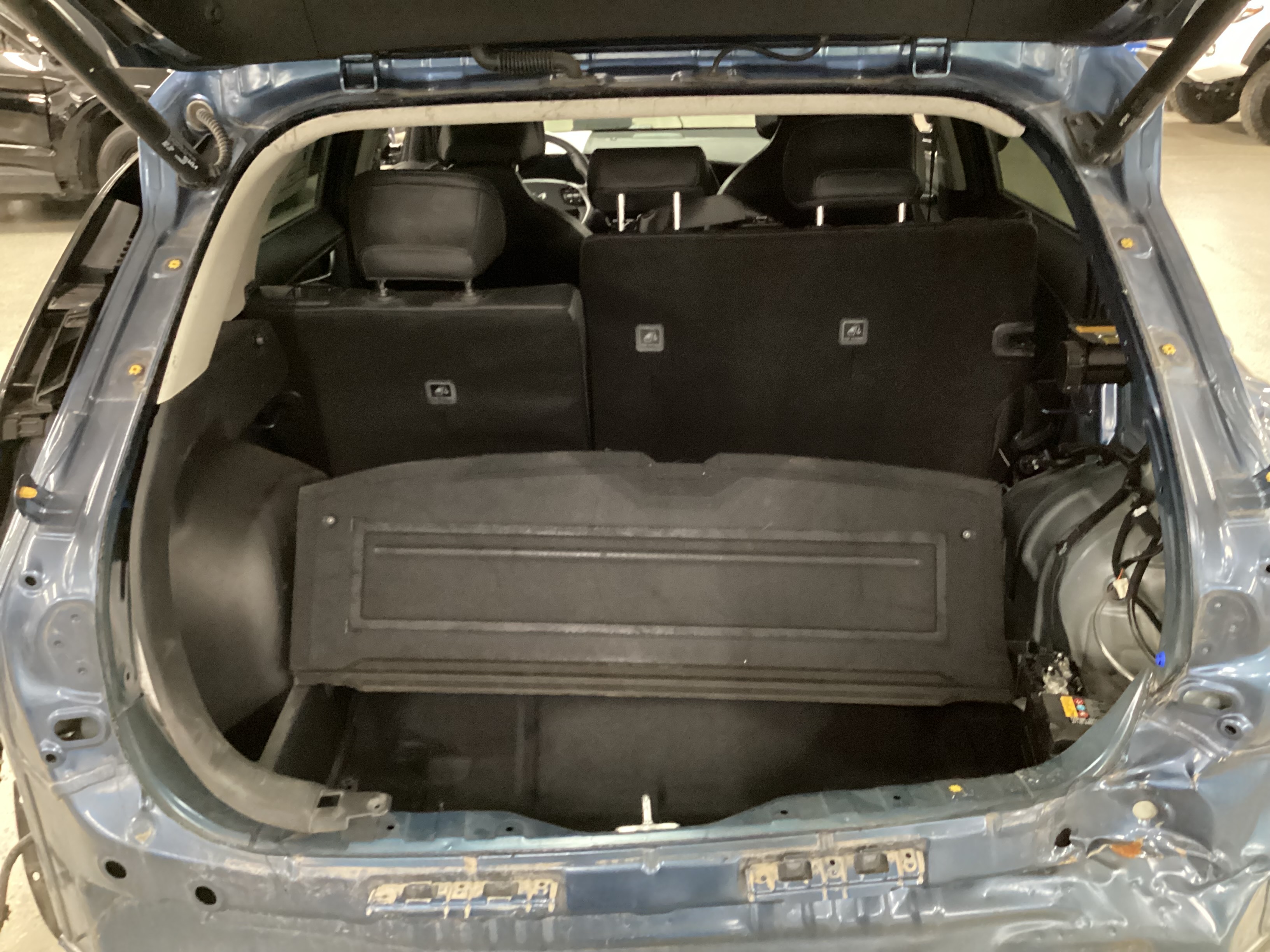 2023 KIA Niro SX Touring Plug-In Hybrid - Image 9
