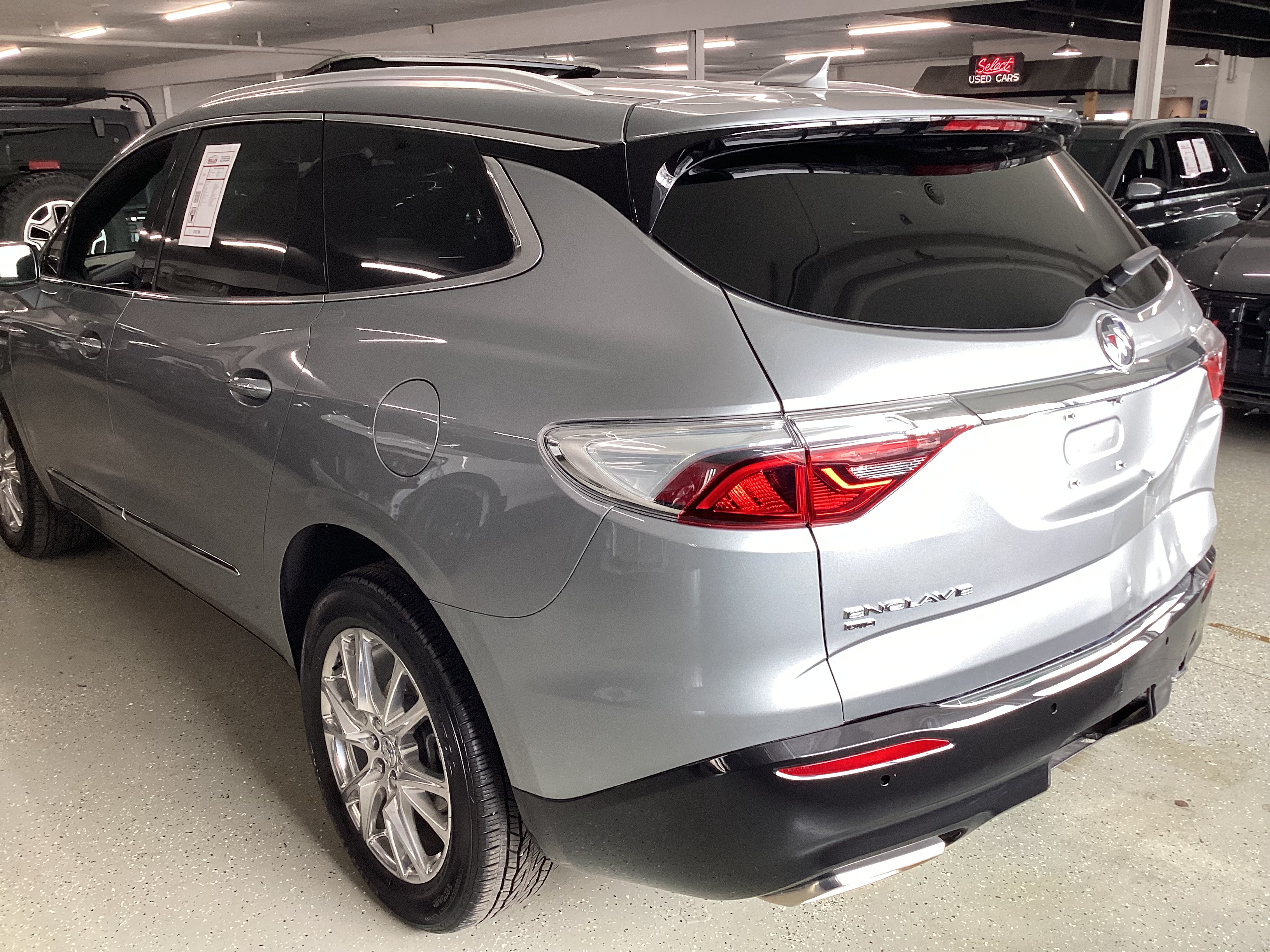 2024 BUICK Enclave Essence AWD - Image 2