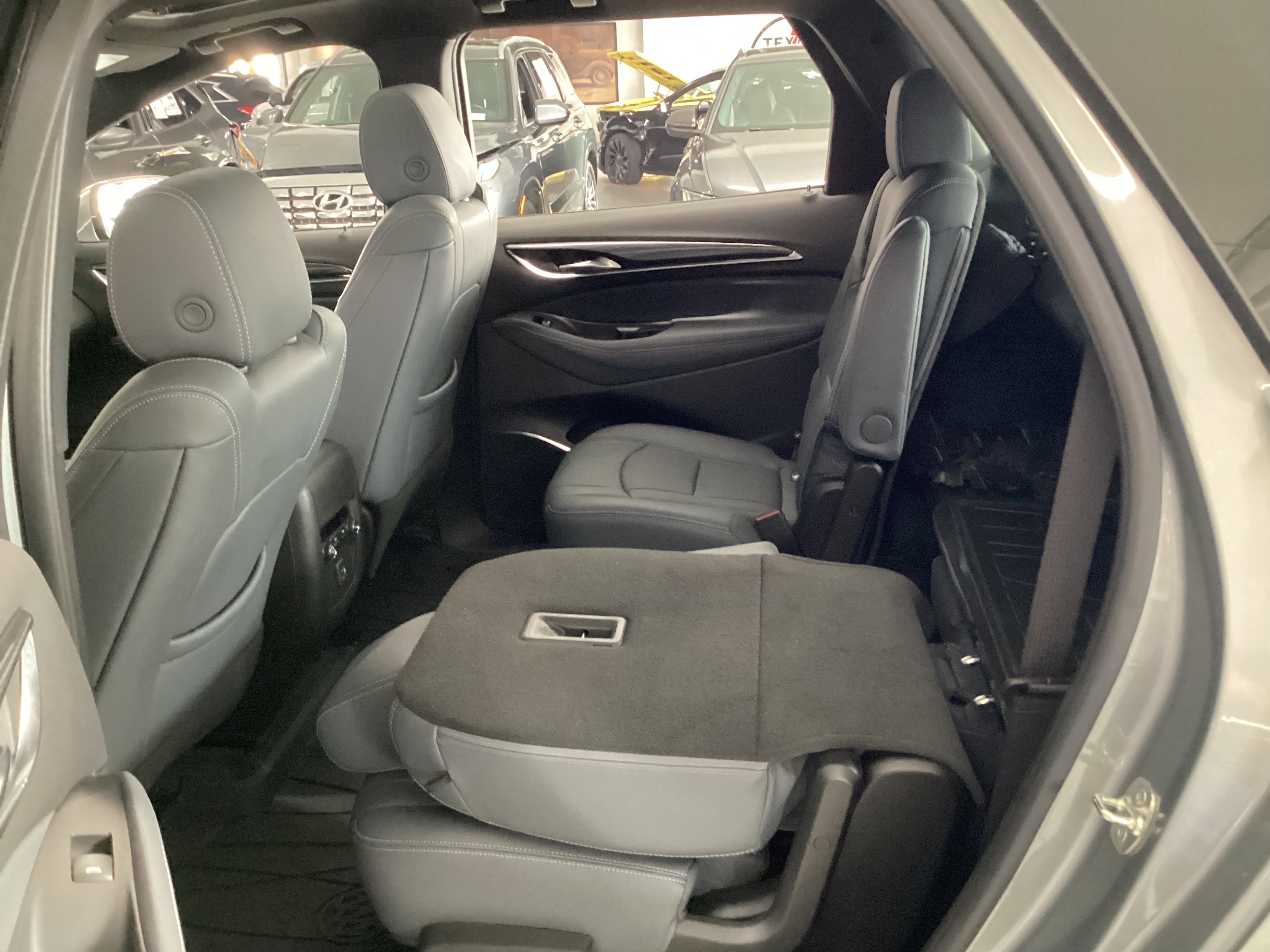 2024 BUICK Enclave Essence AWD - Image 6
