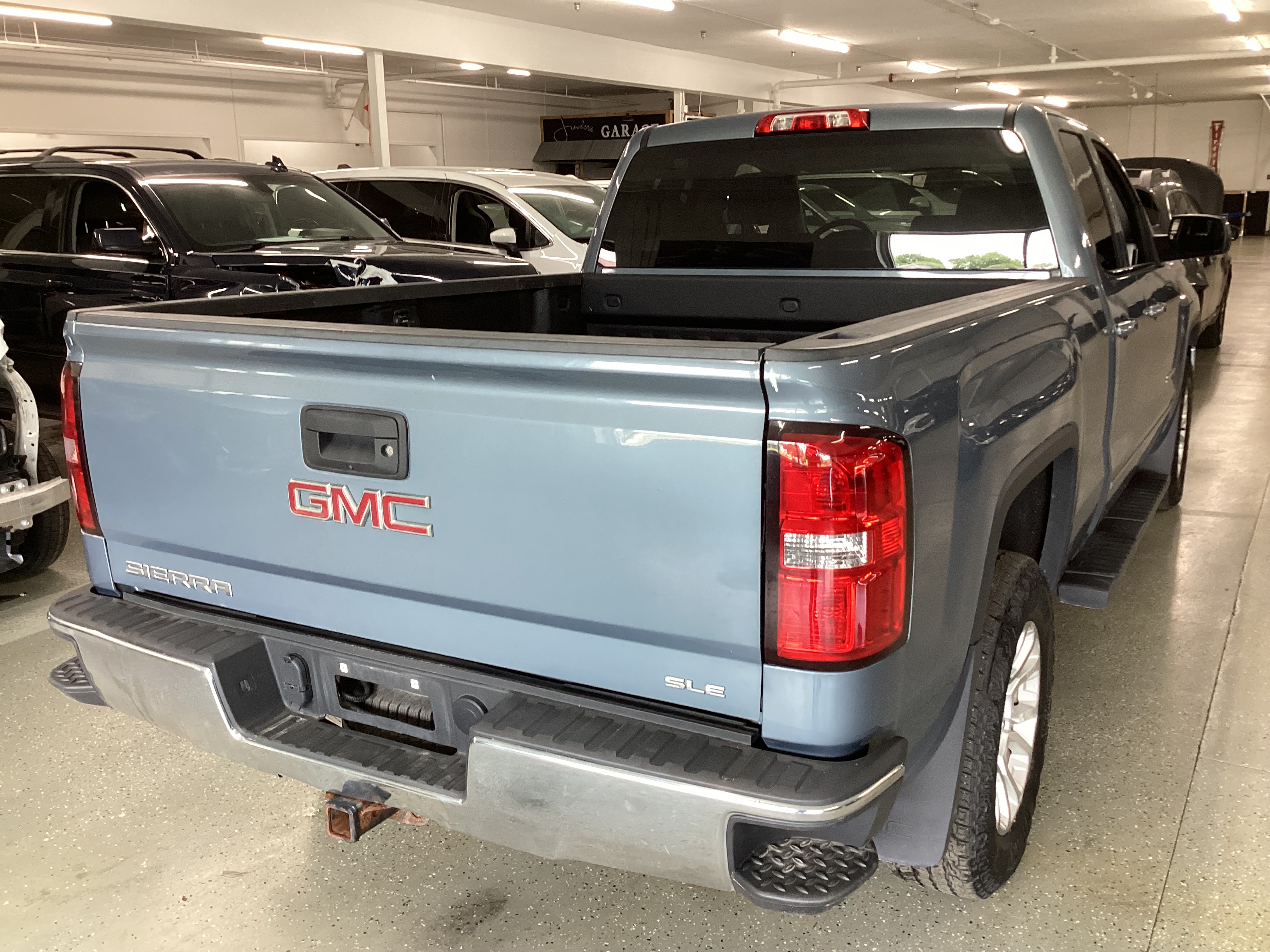 2016 GMC Sierra SLE 4WD Double Cab - Image 3