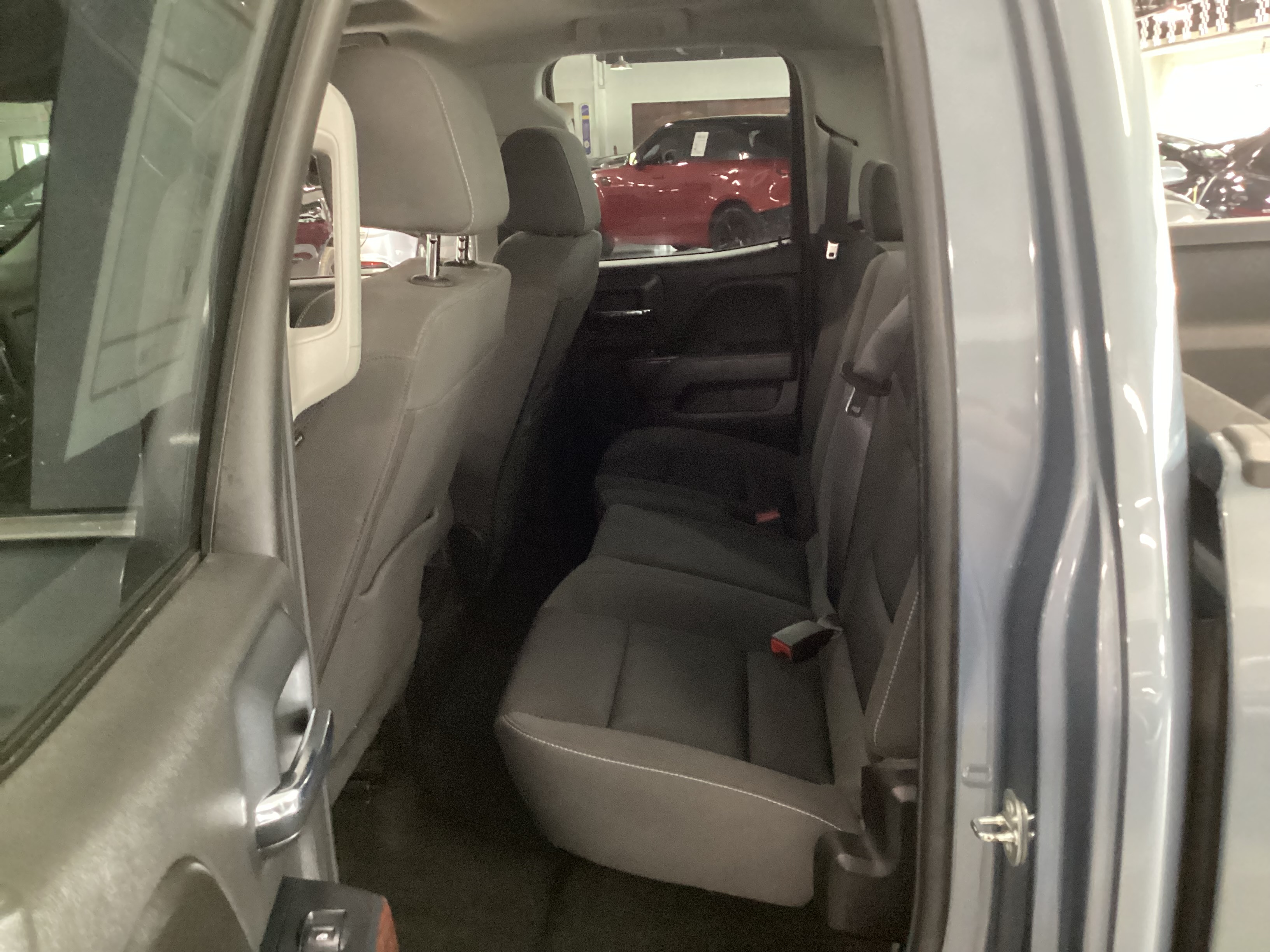 2016 GMC Sierra SLE 4WD Double Cab - Image 8
