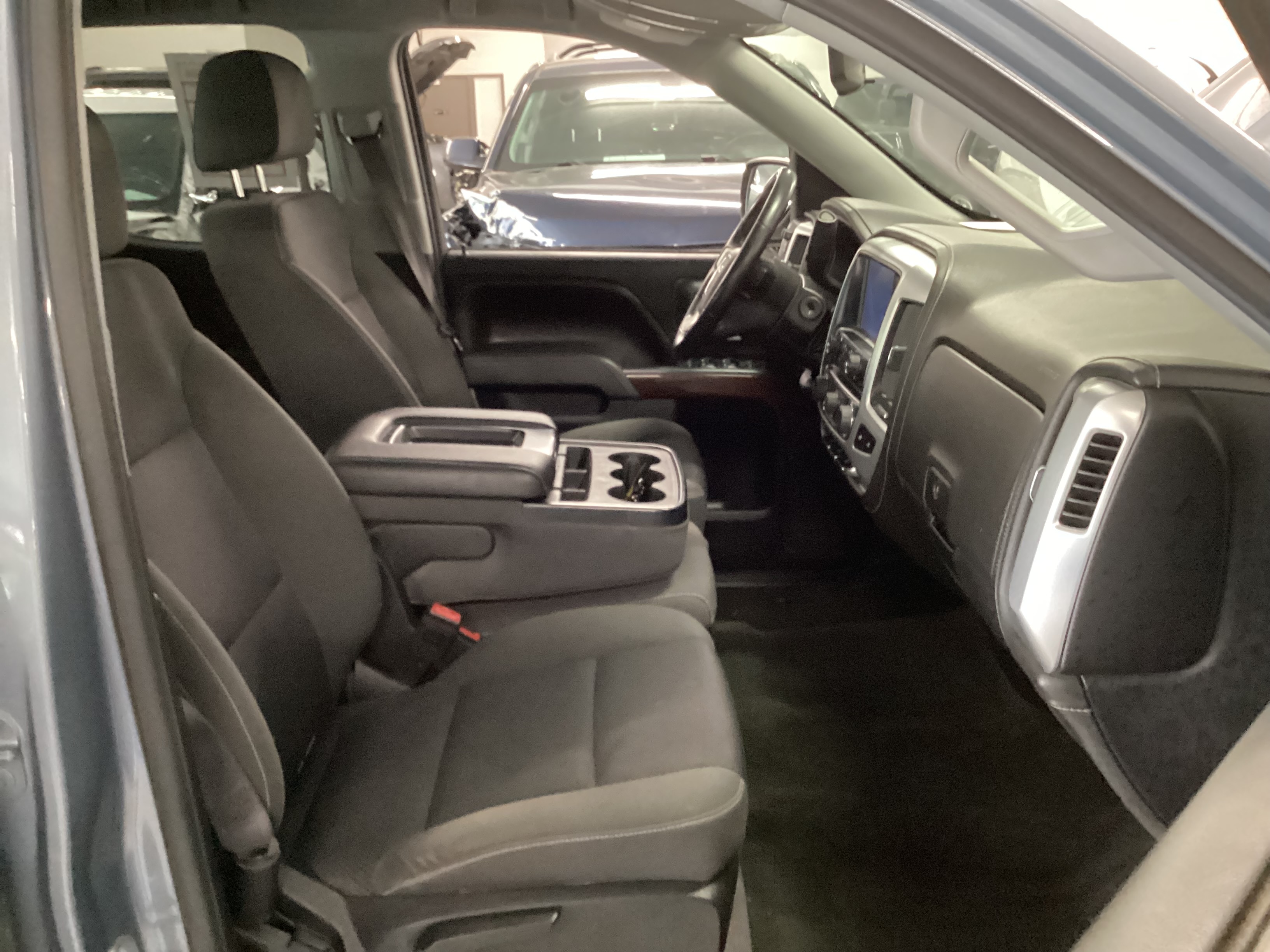 2016 GMC Sierra SLE 4WD Double Cab - Image 11