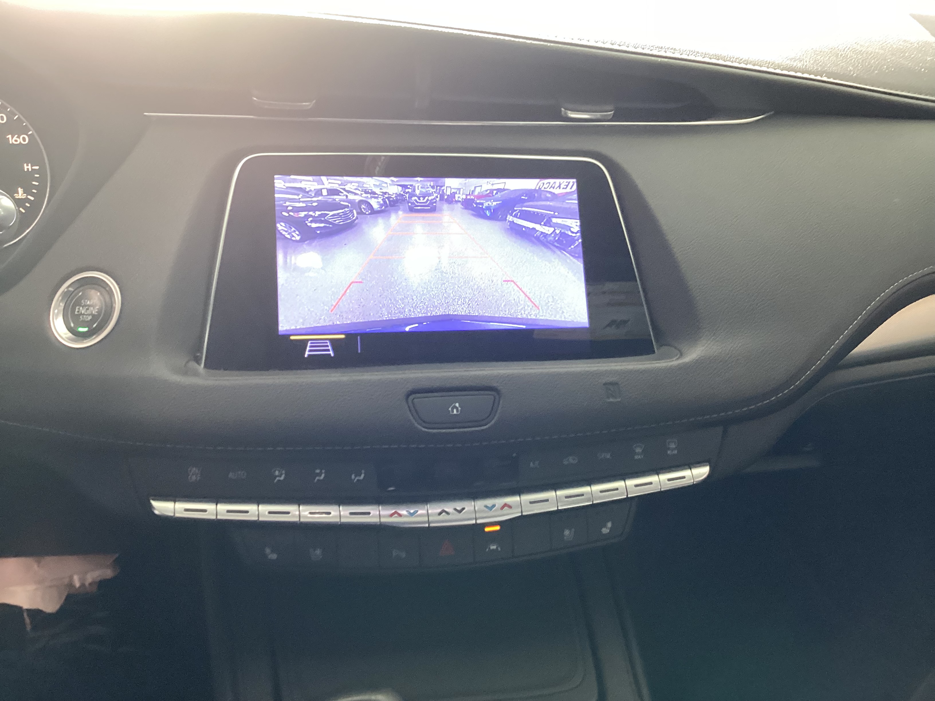 2019 CADILLAC XT4 Premium Luxury AWD - Image 13